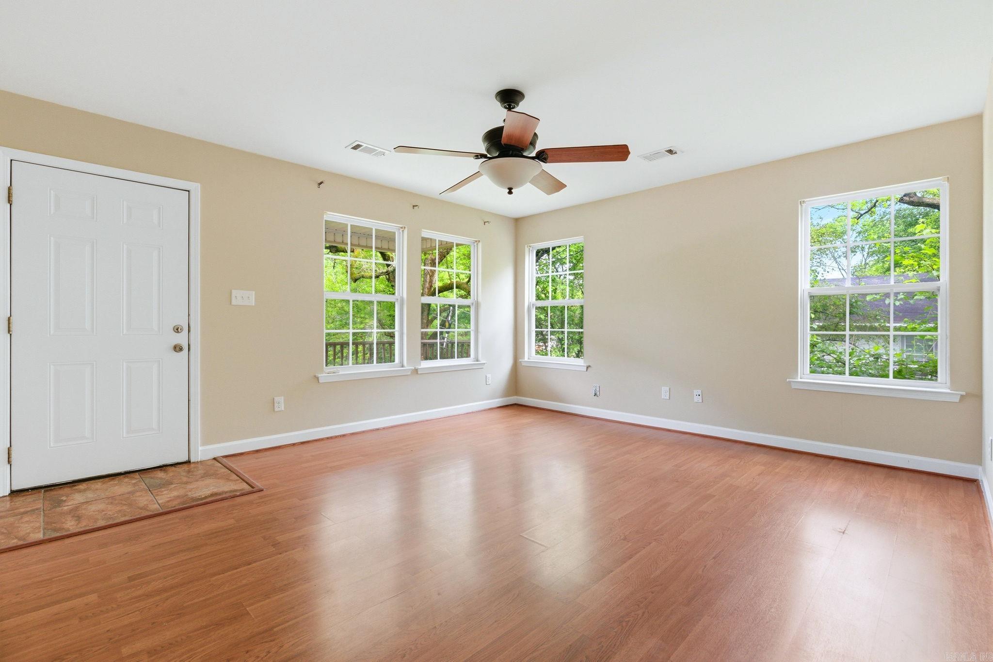 304 S 3rd St  Benton, AR