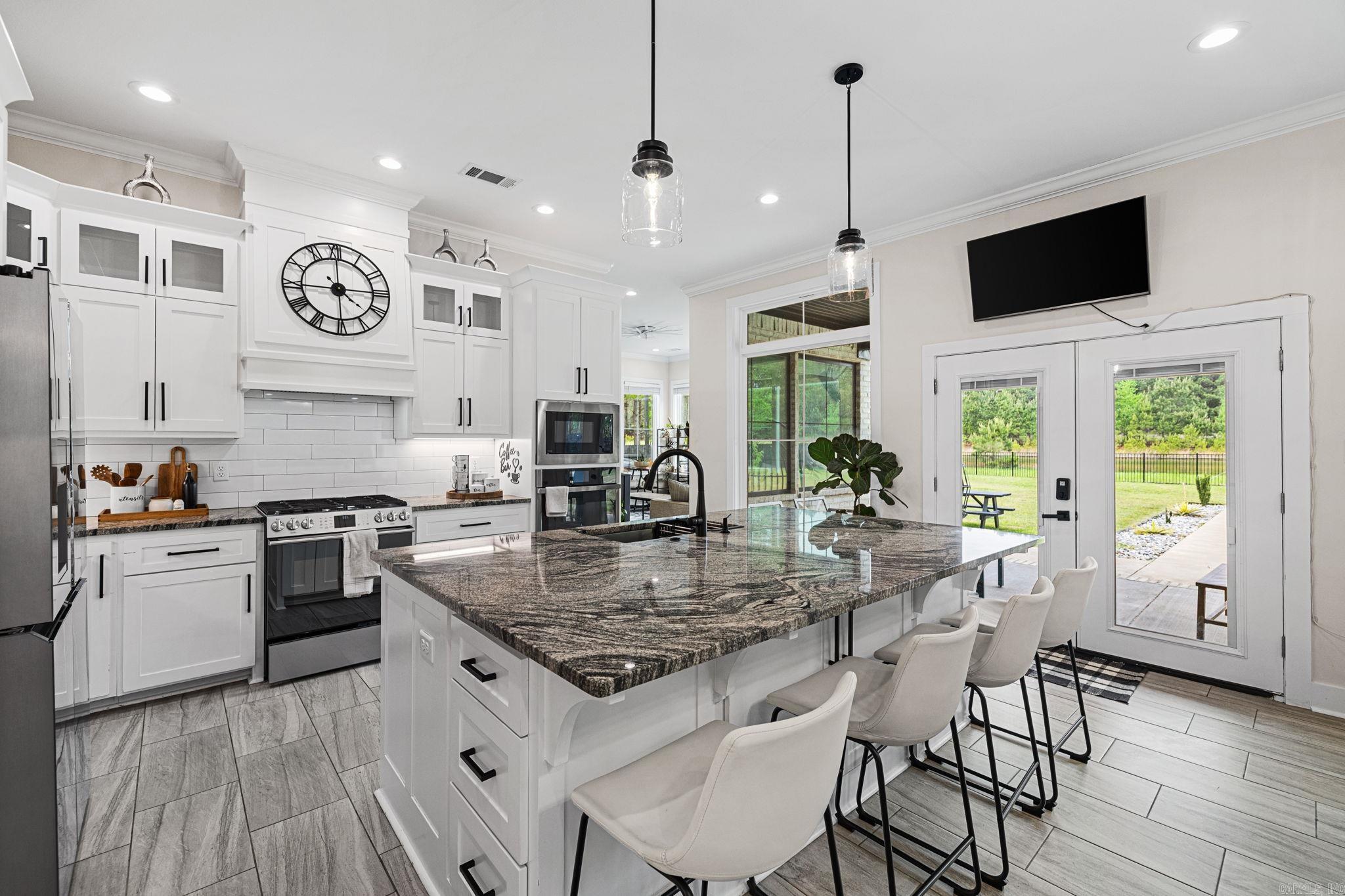 1609 Hunters Chase Rd  Jacksonville, AR