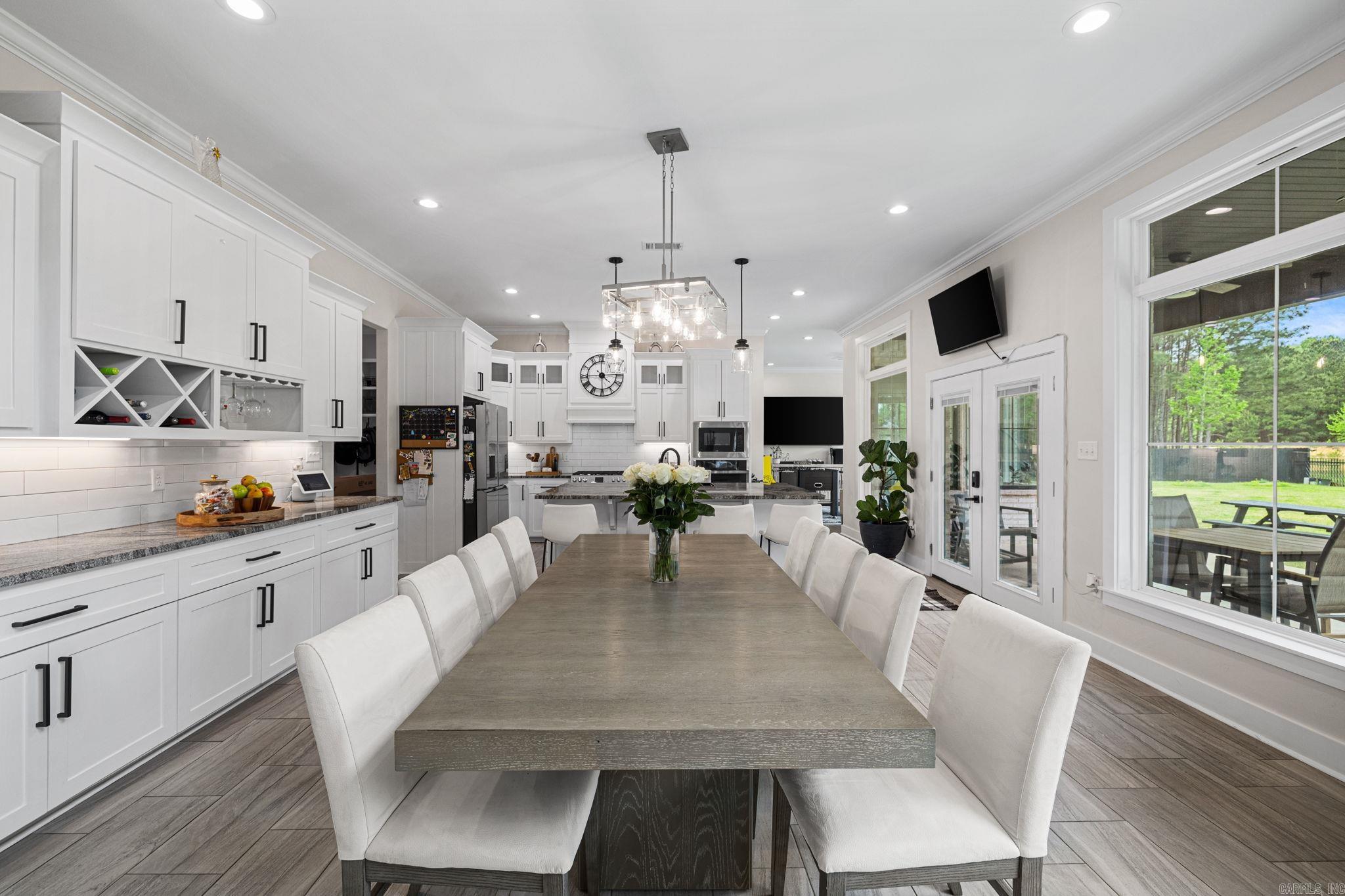 1609 Hunters Chase Rd  Jacksonville, AR