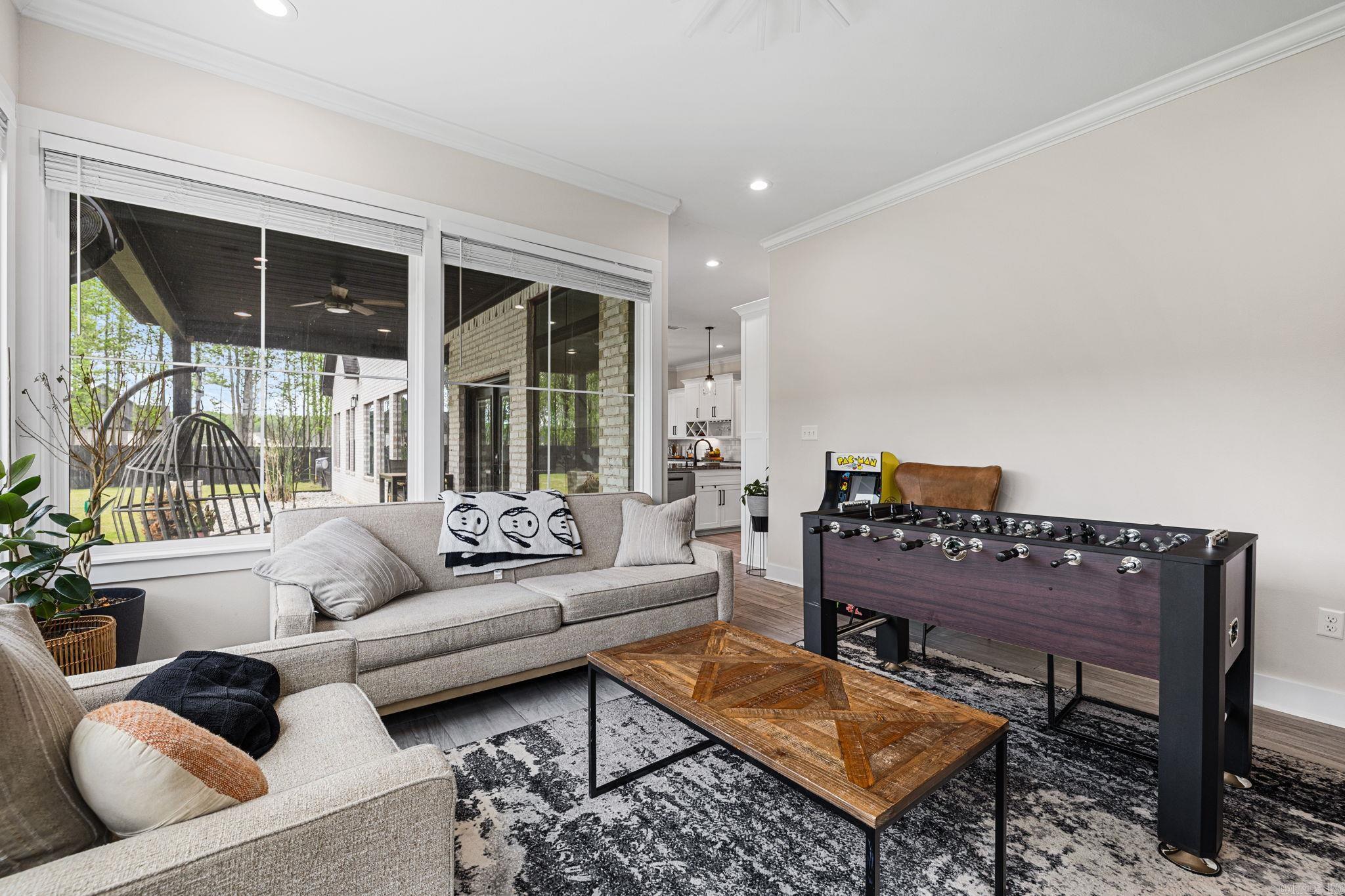 1609 Hunters Chase Rd  Jacksonville, AR