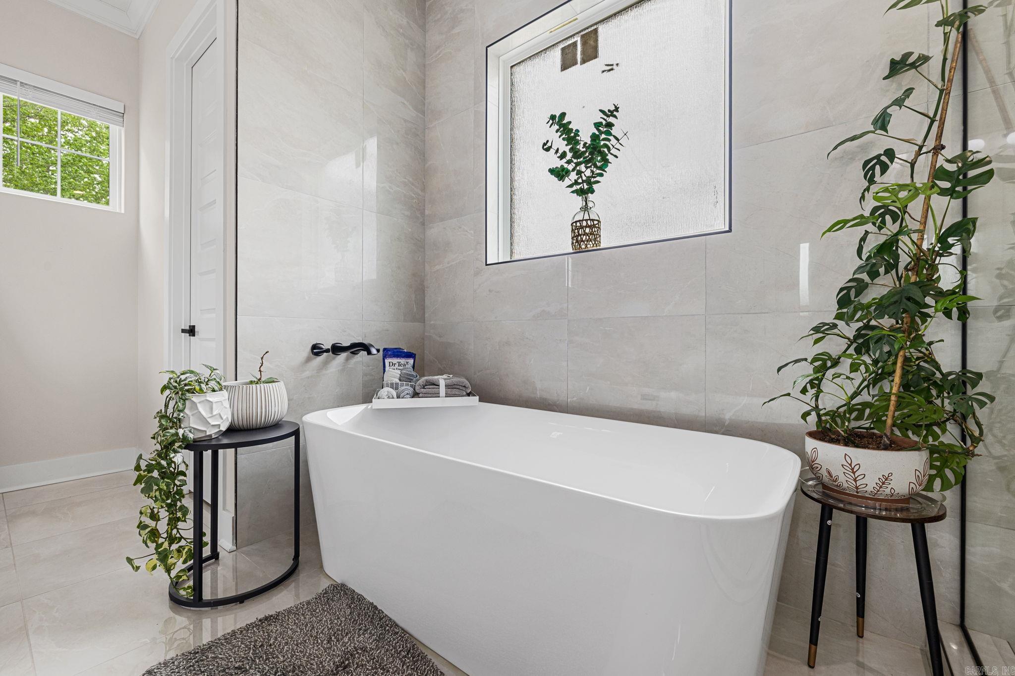 1609 Hunters Chase Rd  Jacksonville, AR