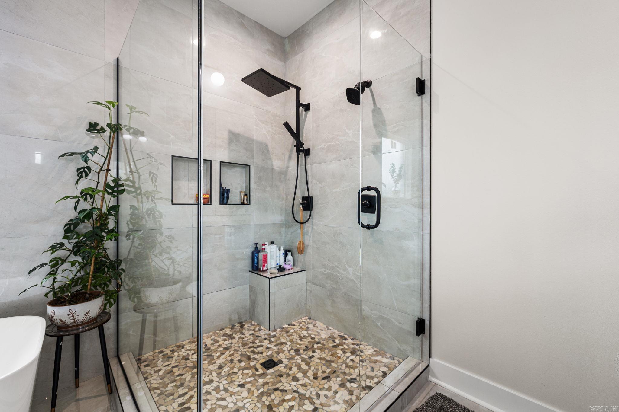 1609 Hunters Chase Rd  Jacksonville, AR