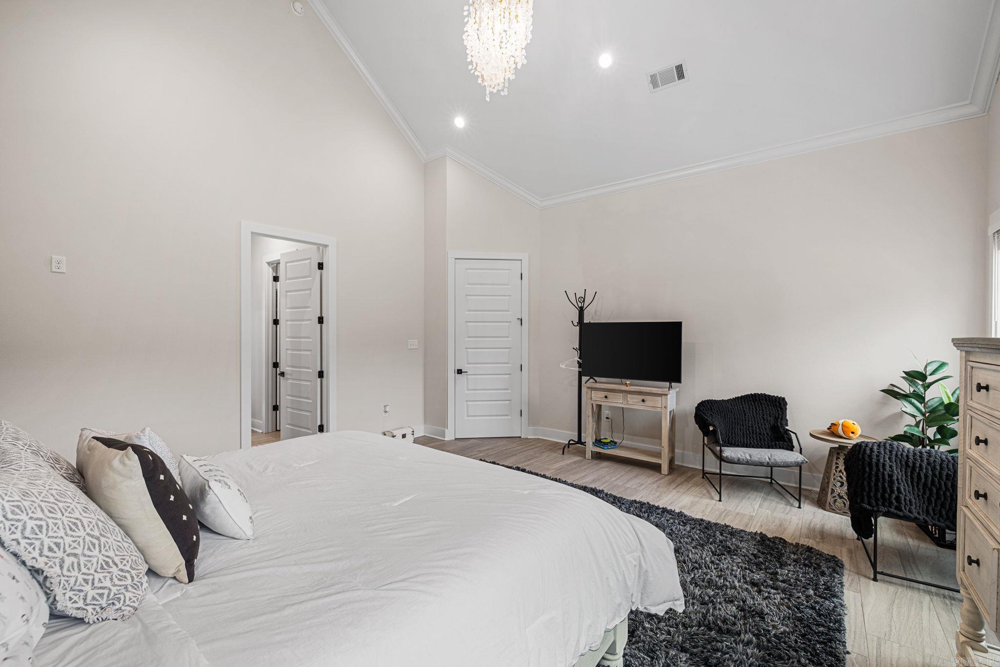 1609 Hunters Chase Rd  Jacksonville, AR