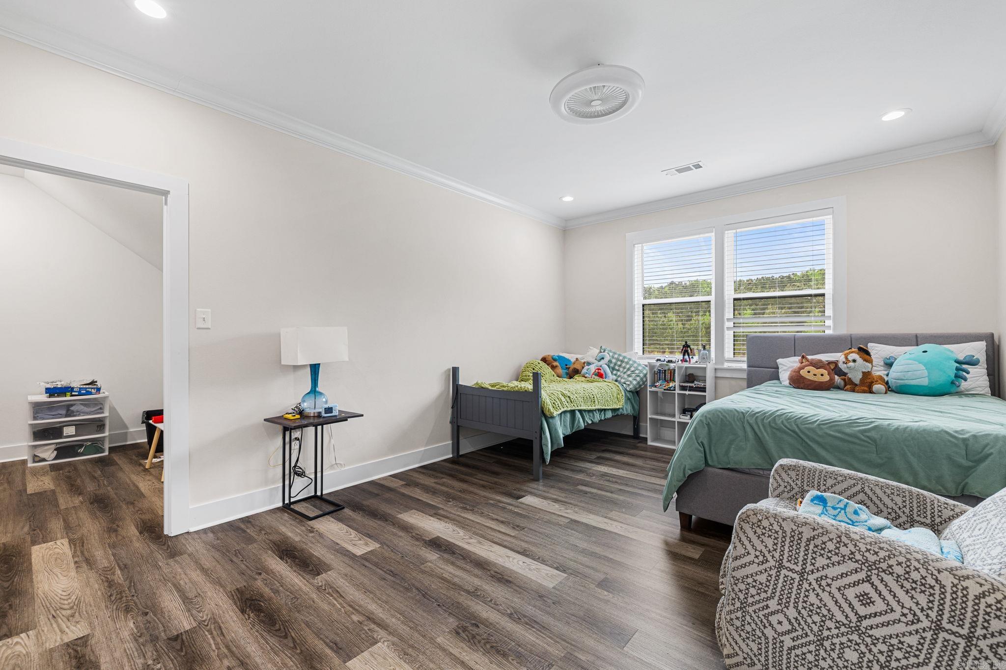 1609 Hunters Chase Rd  Jacksonville, AR