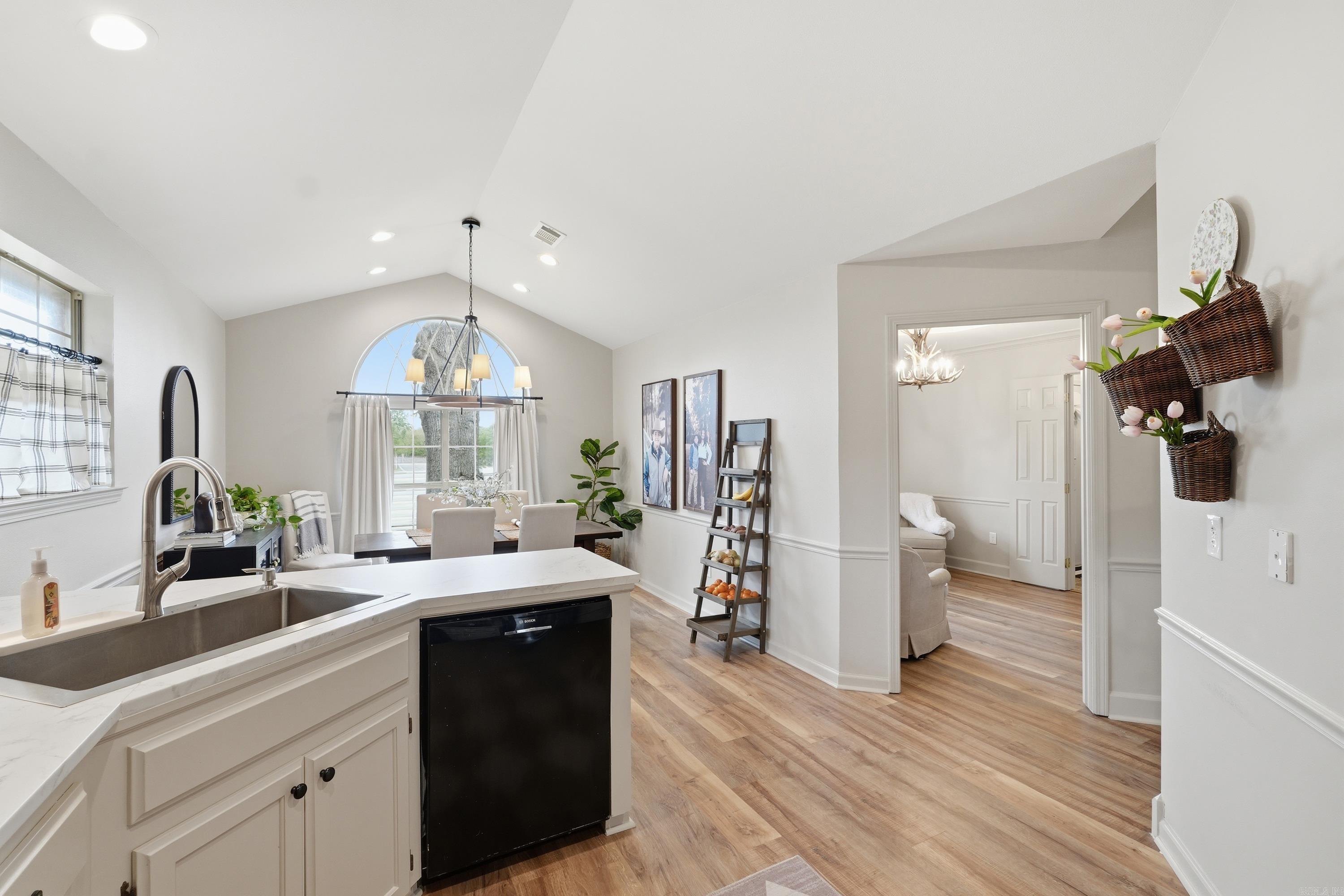 410 Whitney Woods  Conway, AR