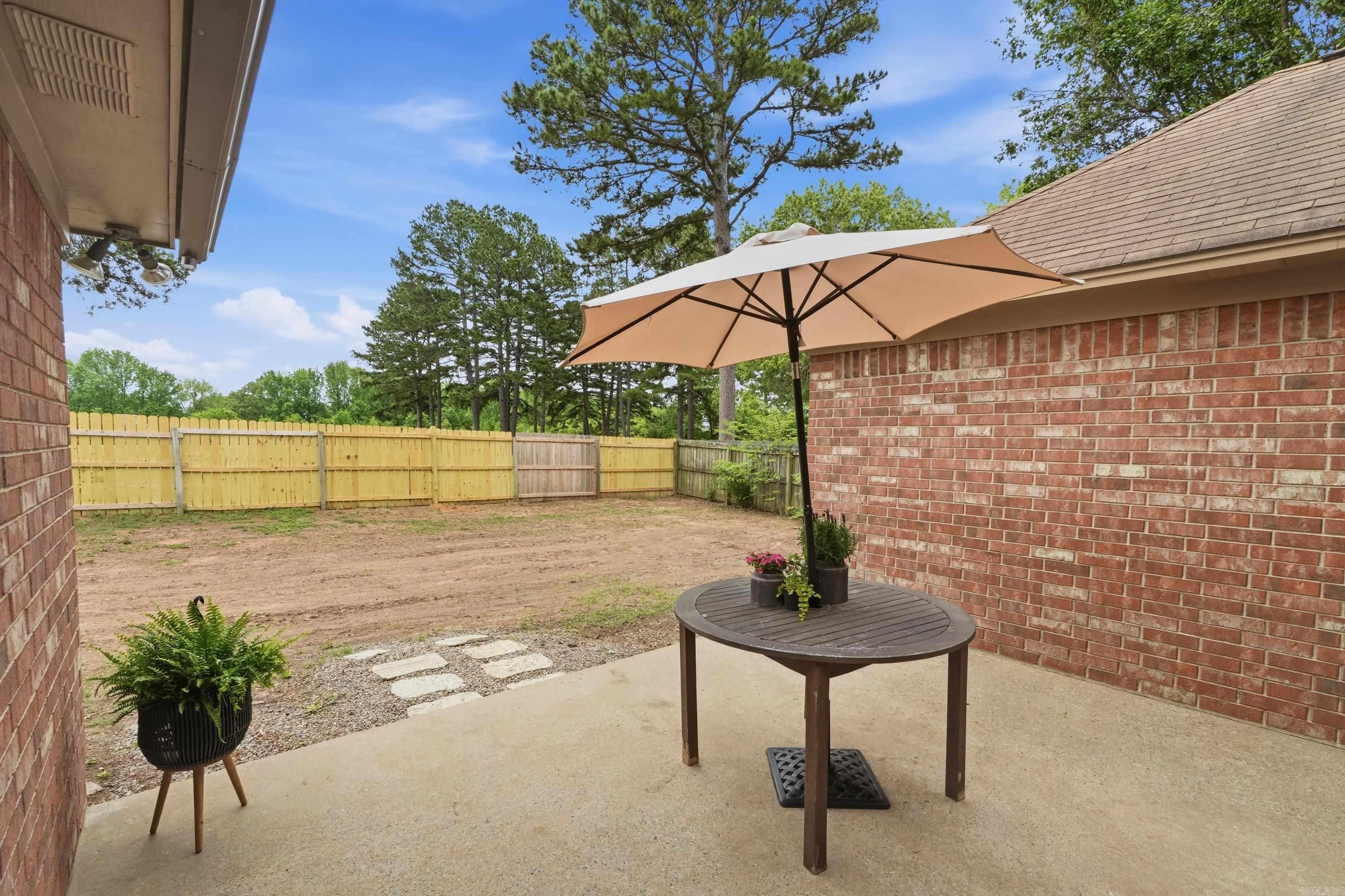 410 Whitney Woods  Conway, AR