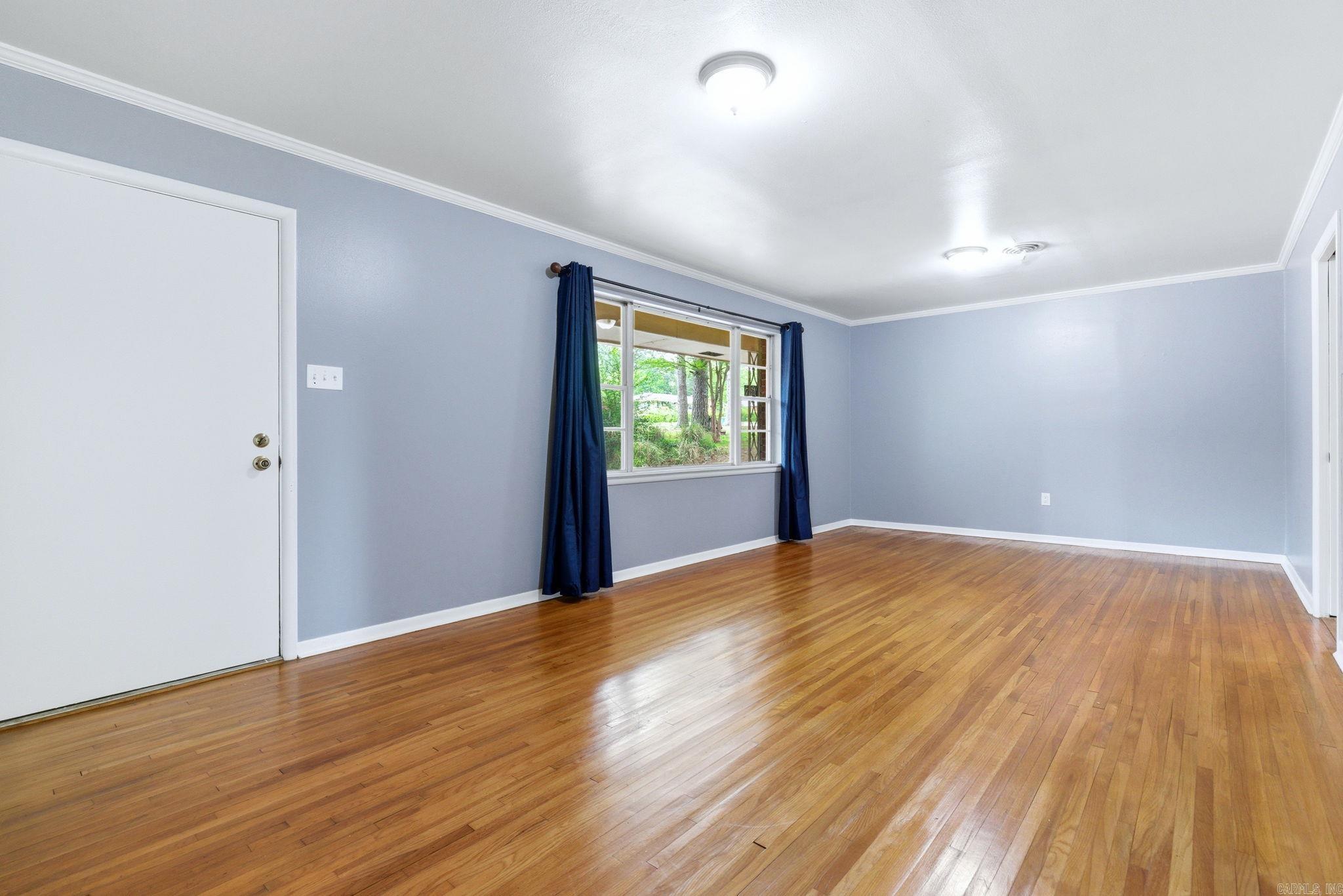 7311 W markham  Little Rock, AR