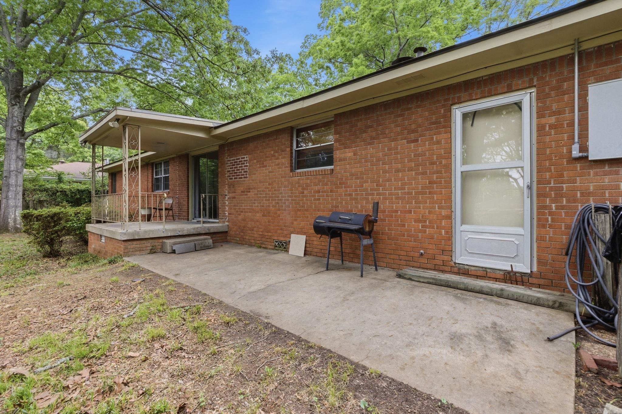 7311 W markham  Little Rock, AR