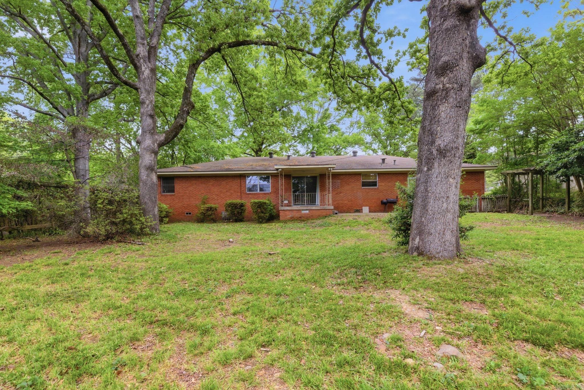 7311 W markham  Little Rock, AR