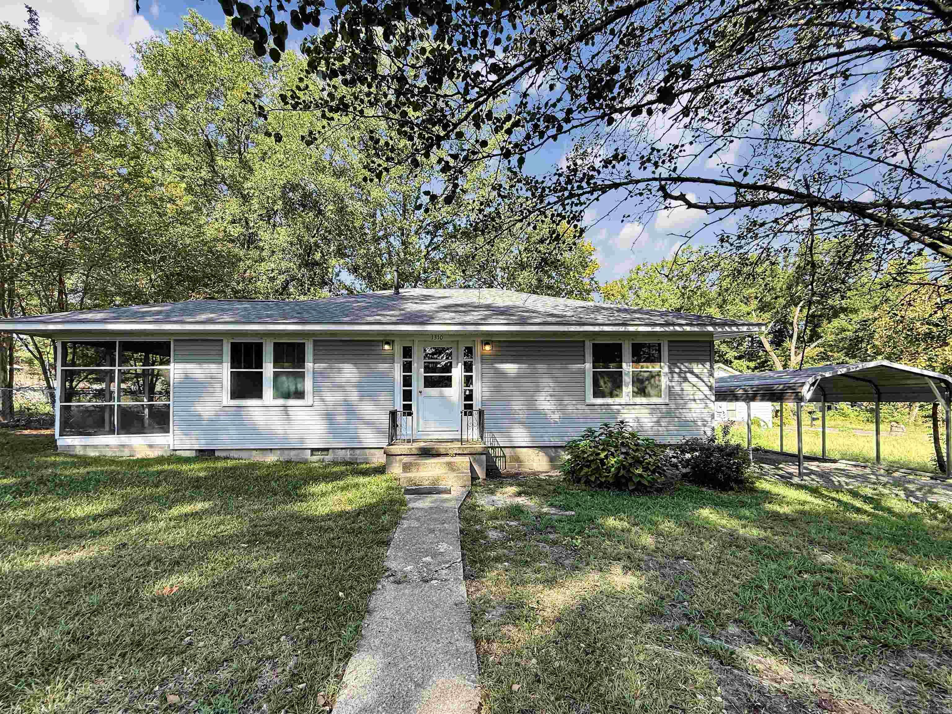 1310  ROOSEVELT  Malvern, AR