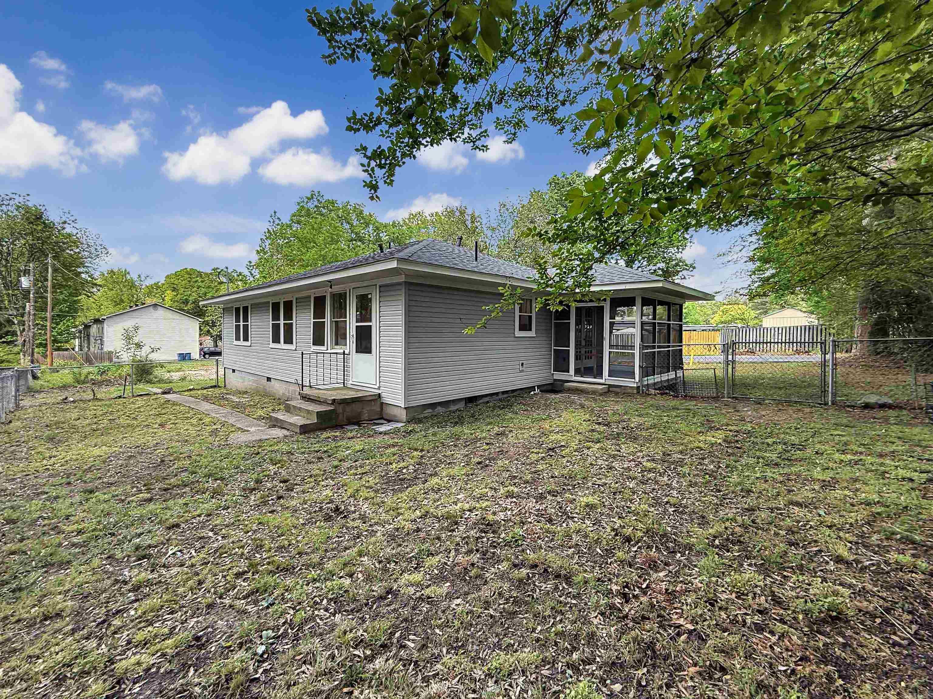 1310 ROOSEVELT  Malvern, AR