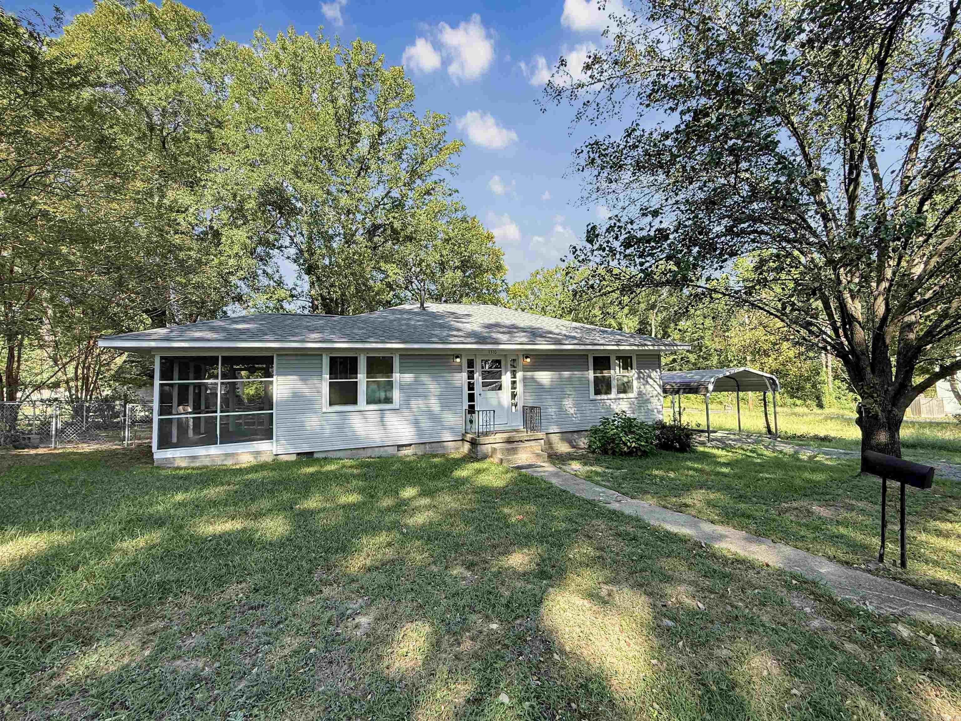 1310 ROOSEVELT  Malvern, AR