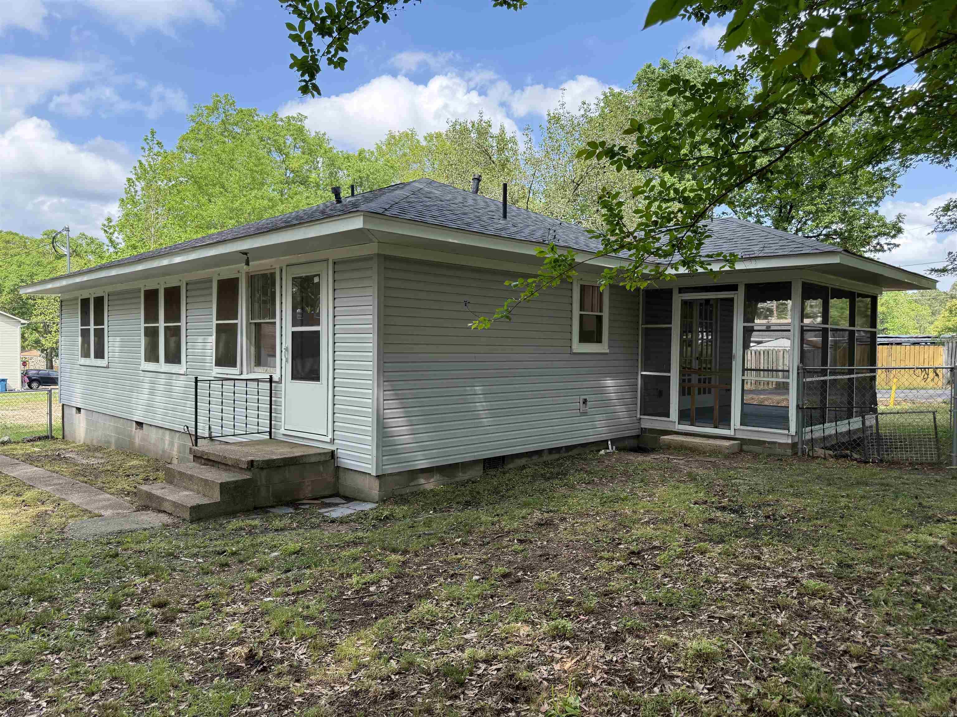 1310 ROOSEVELT  Malvern, AR