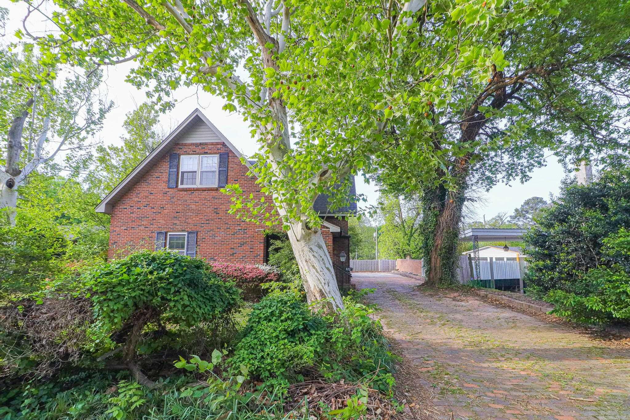 623 W Oak  Jonesboro, AR