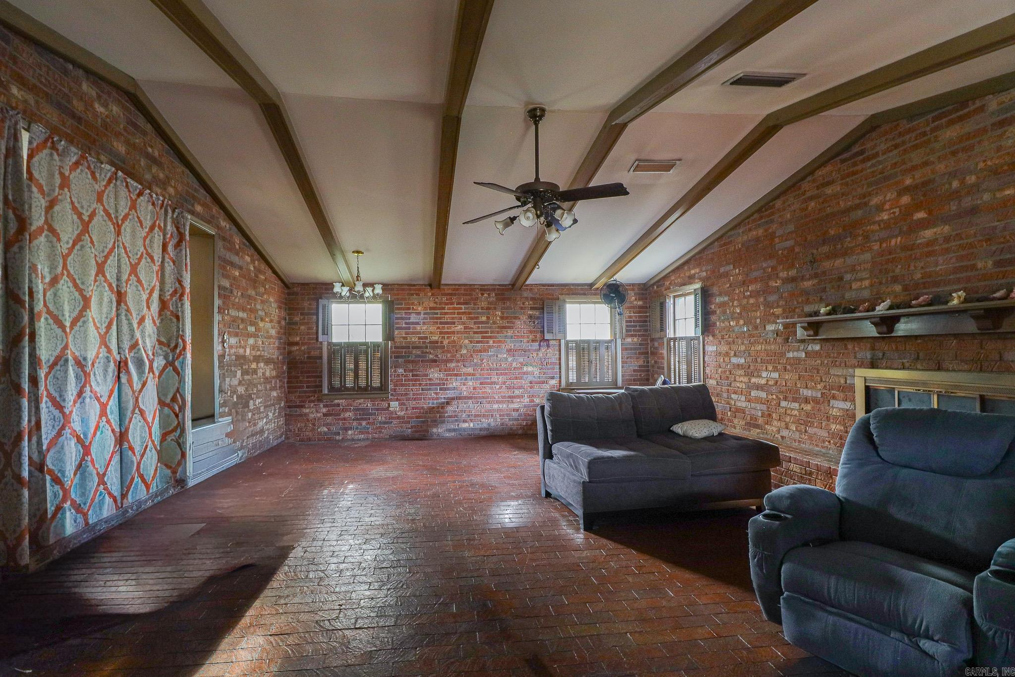 623 W Oak  Jonesboro, AR