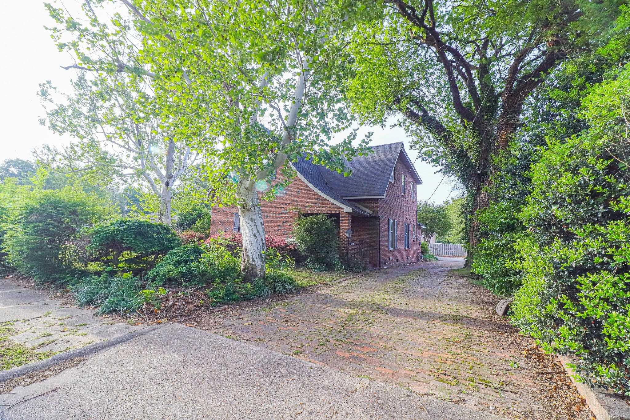 623 W Oak  Jonesboro, AR