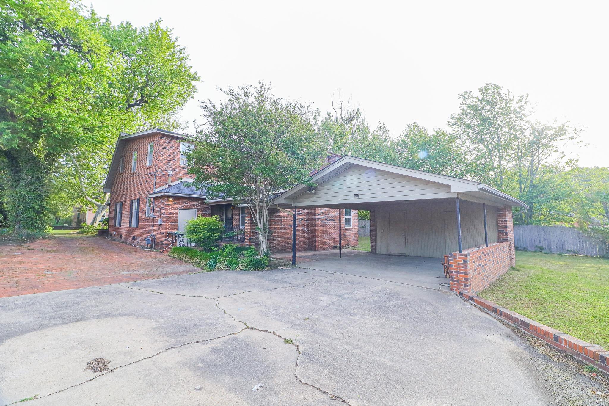 623 W Oak  Jonesboro, AR