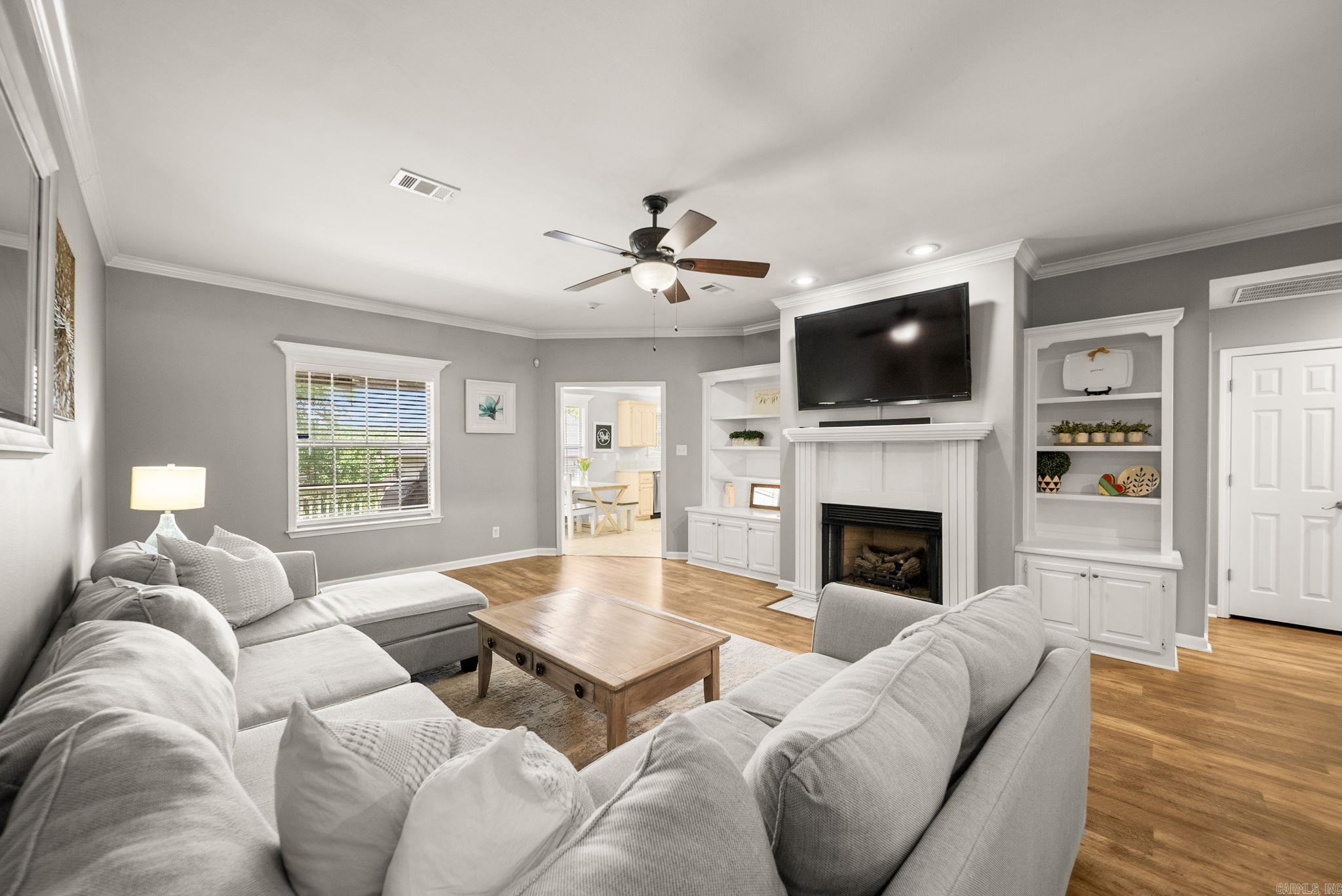 5 Zircon Dr  Maumelle, AR