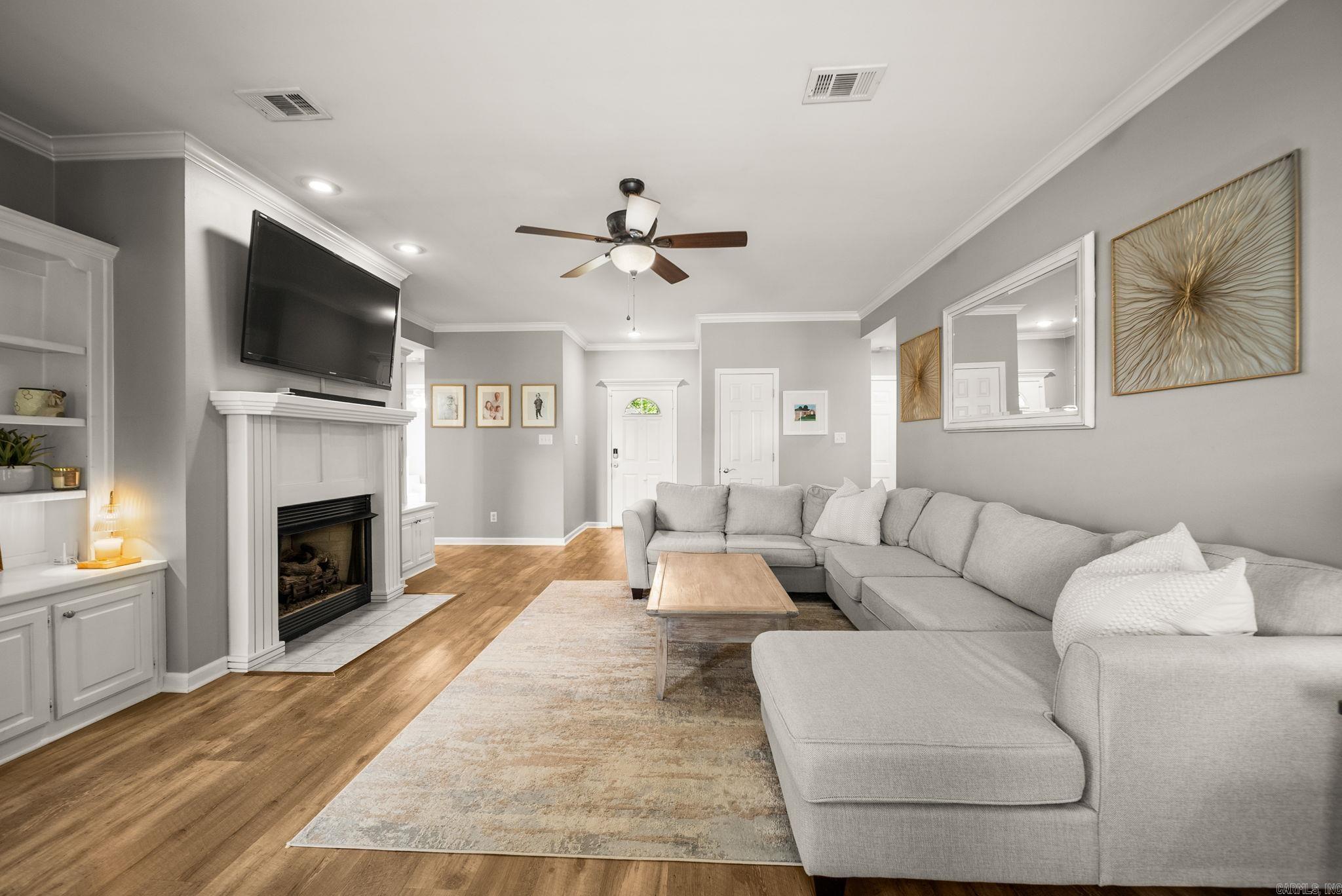 5 Zircon Dr  Maumelle, AR