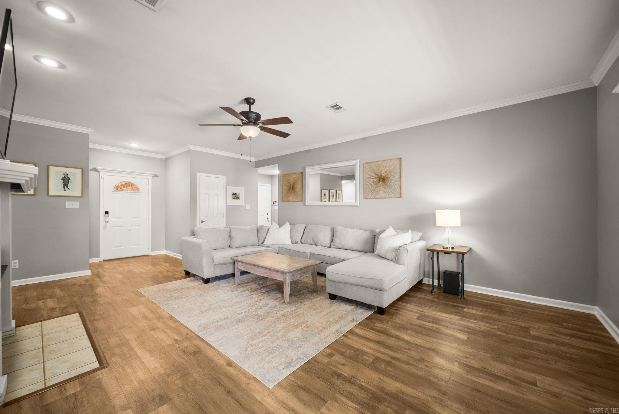 5 Zircon Dr  Maumelle, AR