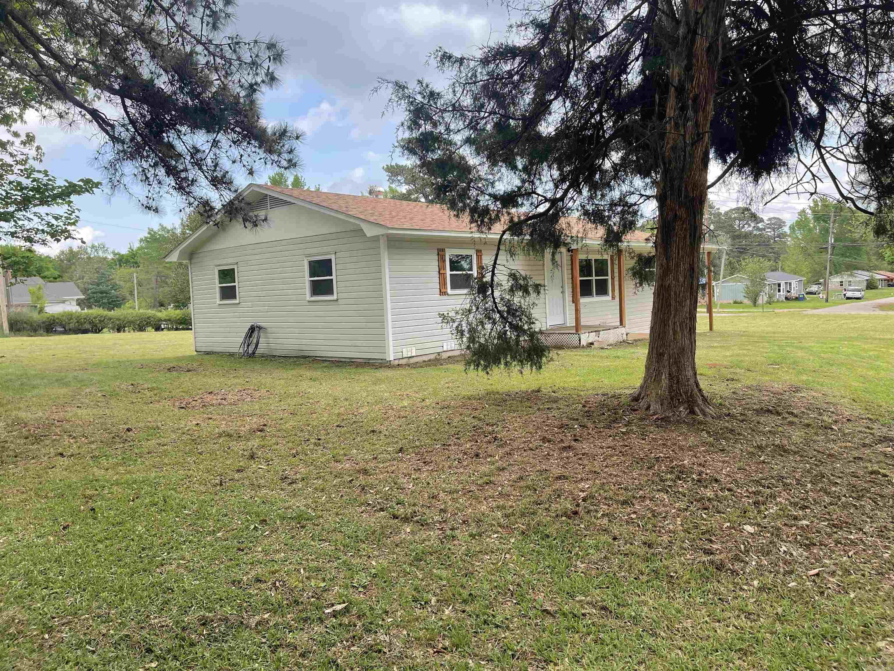 307 Hazard  Horatio, AR