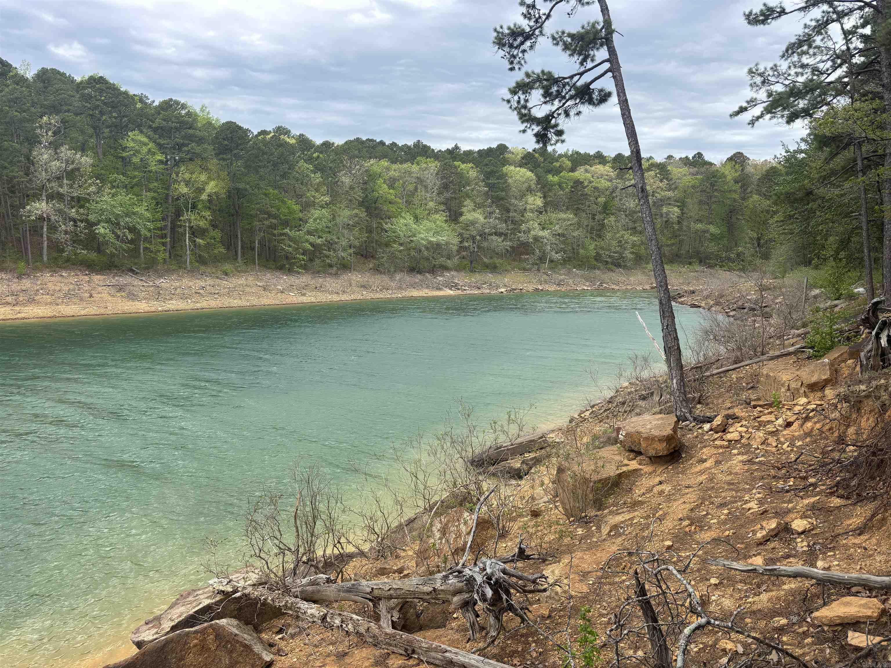 441 Cherokee Cir  Greers Ferry, AR