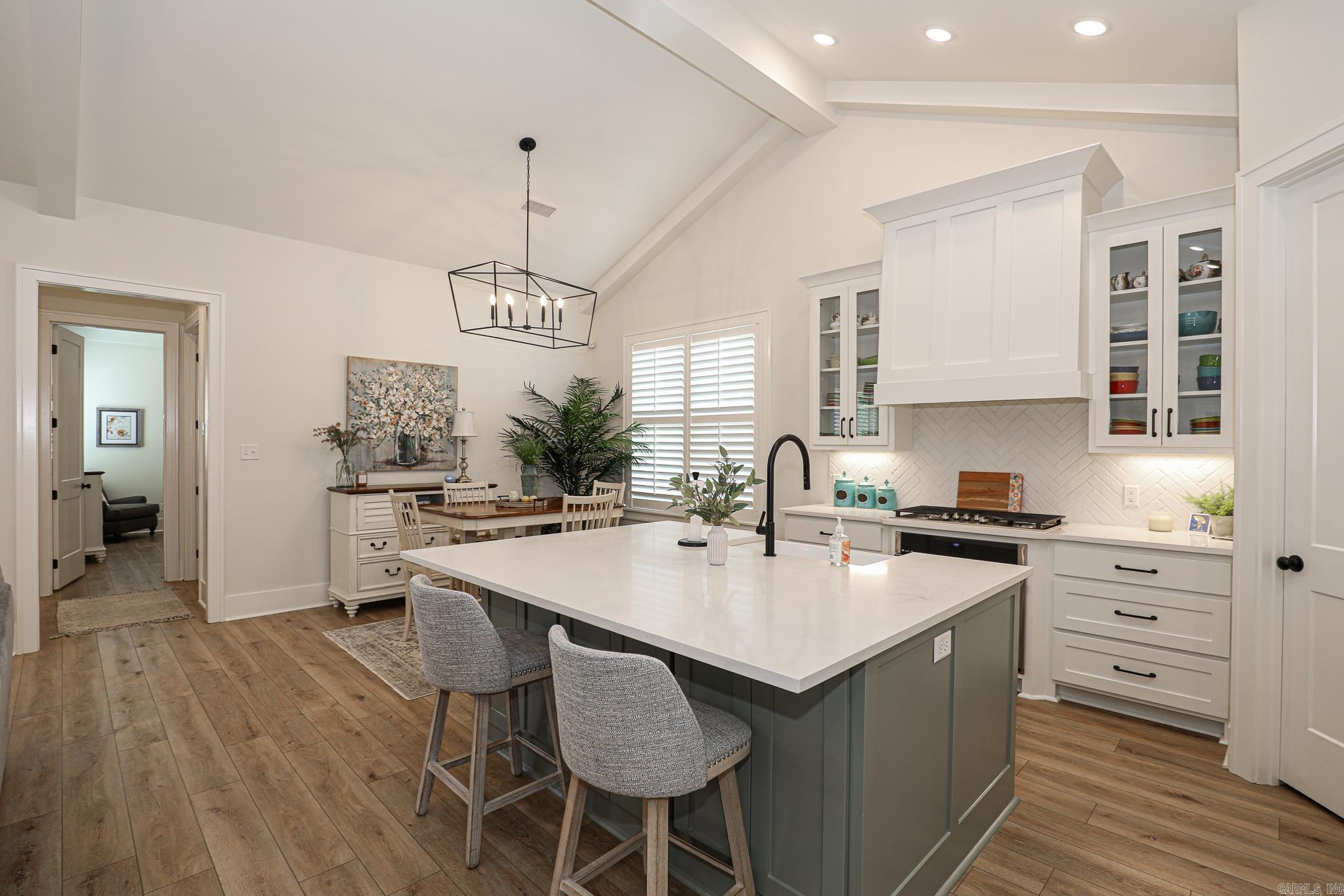 1519 SAWTOOTH  Benton, AR