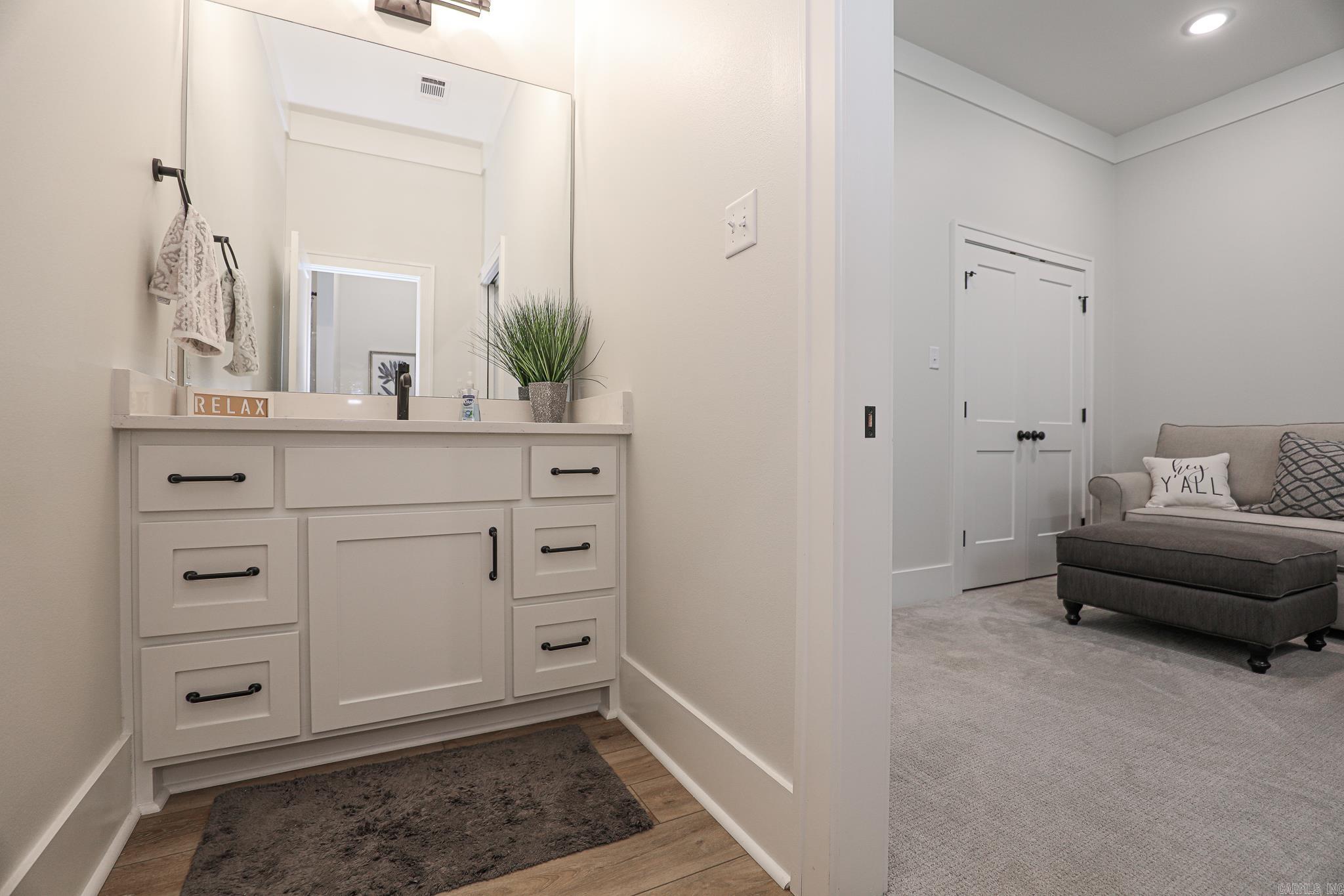 1519 SAWTOOTH  Benton, AR