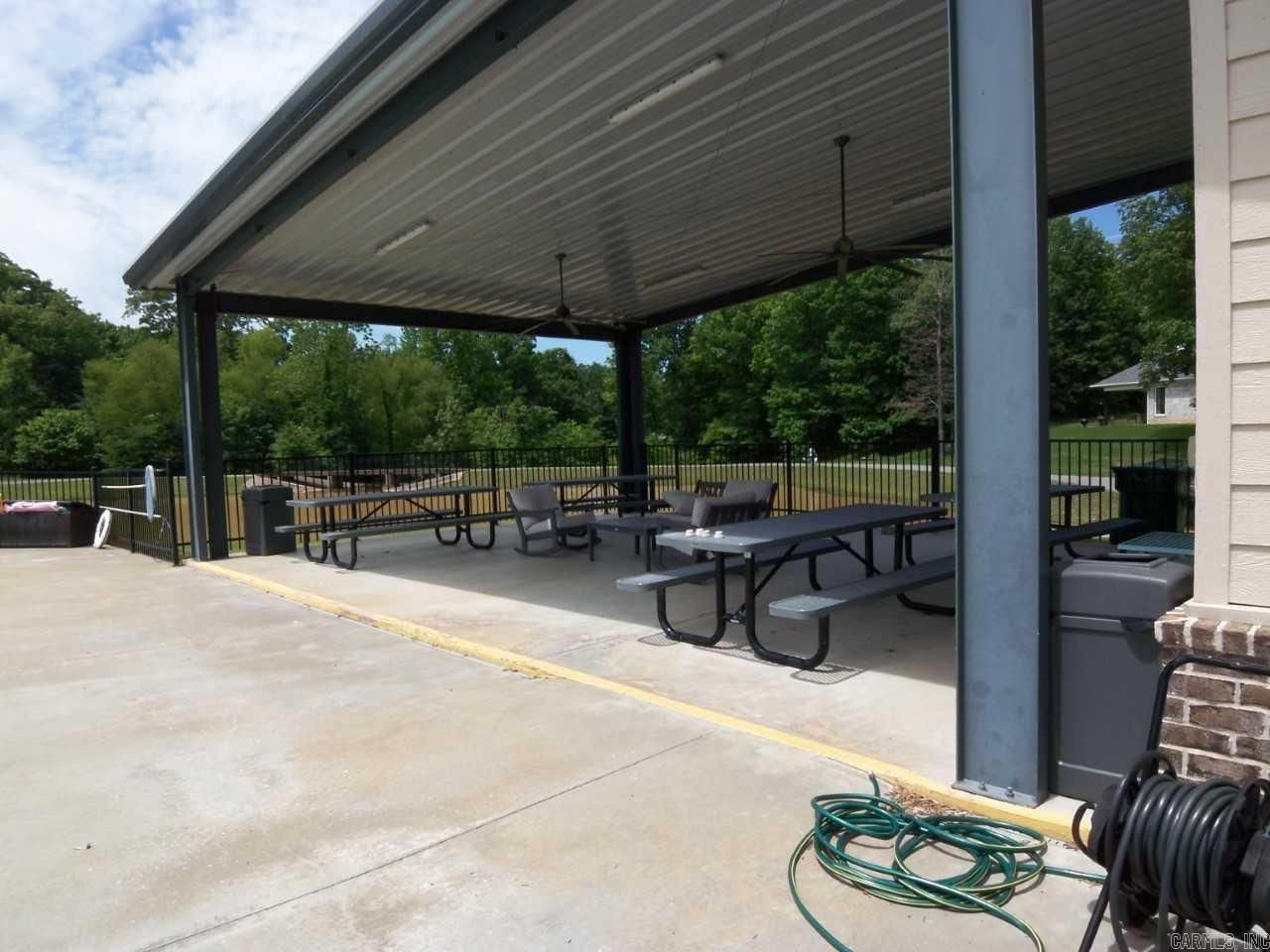 1519 SAWTOOTH Benton, AR 72019-6025