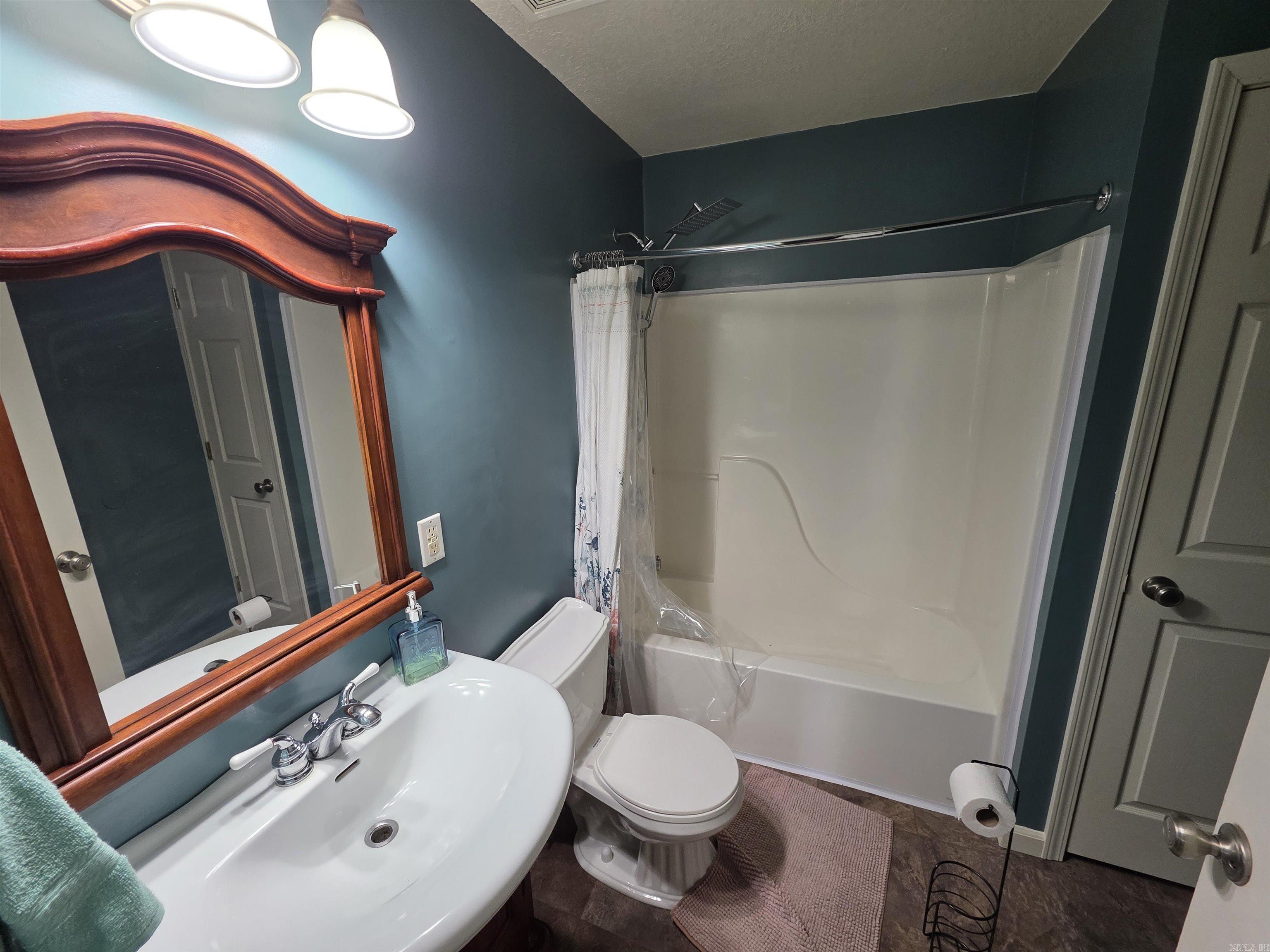 263 N 15th  Piggott, AR