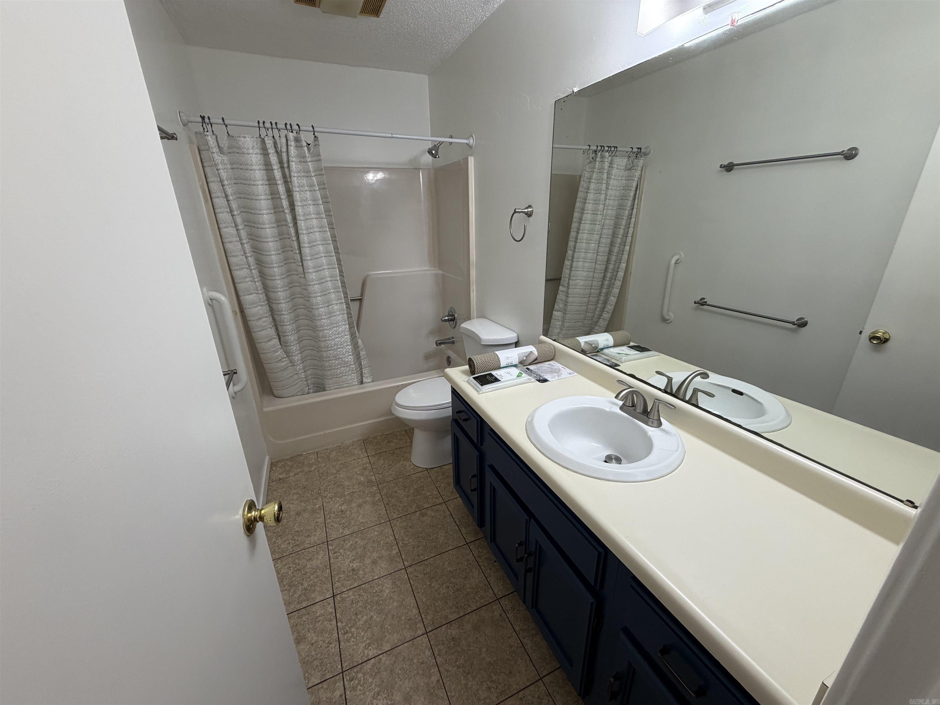 12 Southland Ct  Maumelle, AR