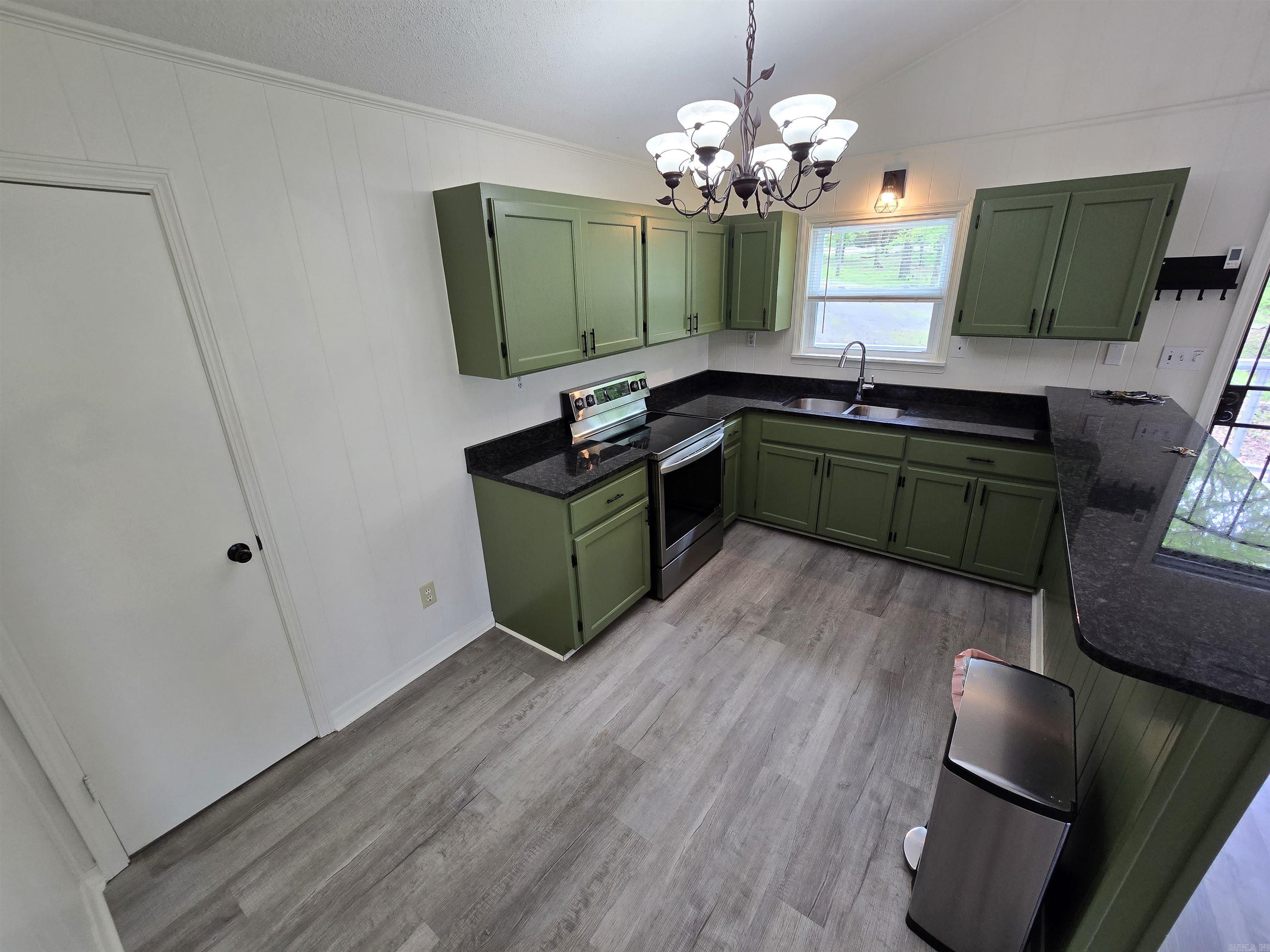 1720 Greers Ferry  Drasco, AR