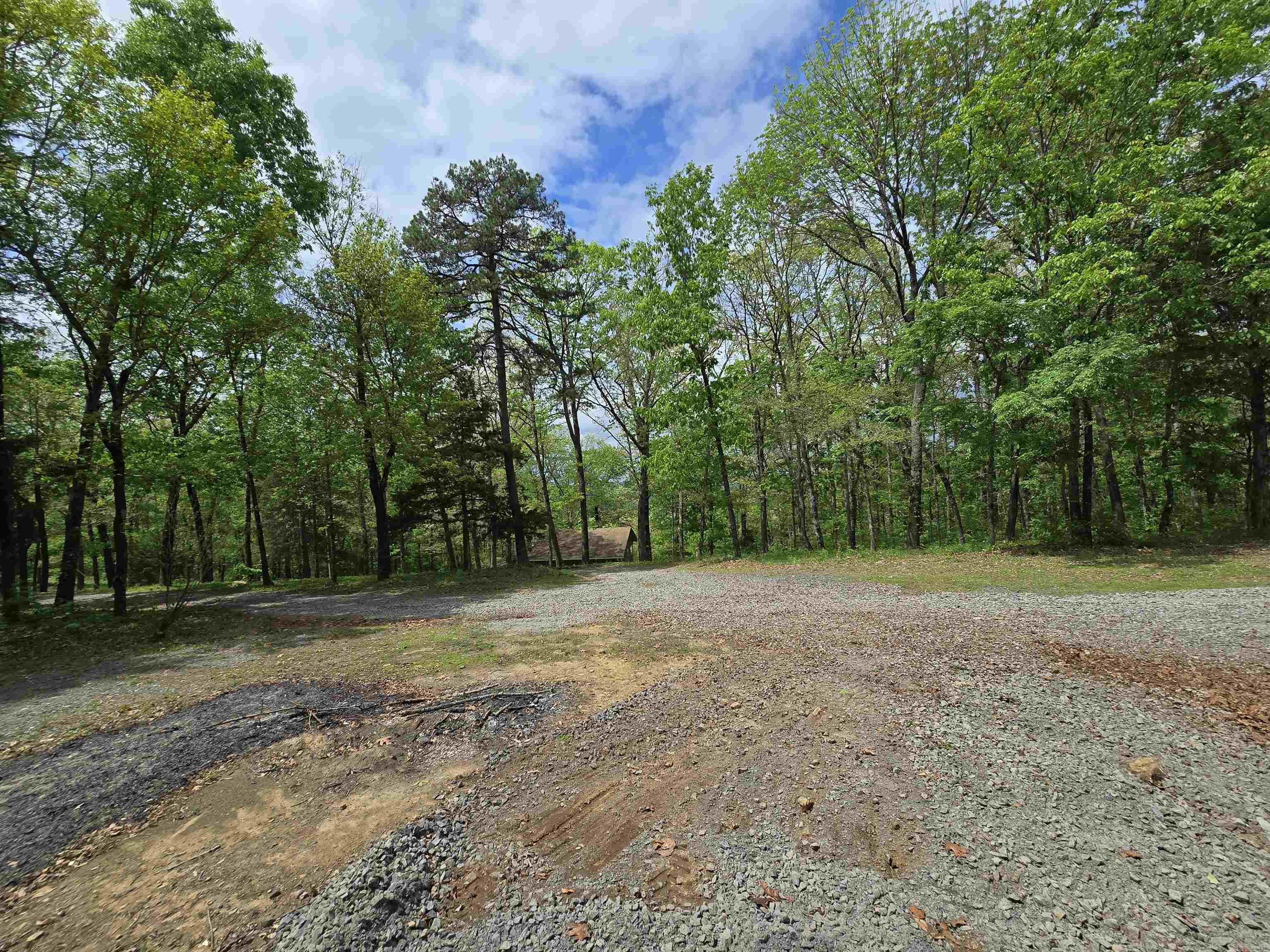 1720 Greers Ferry  Drasco, AR