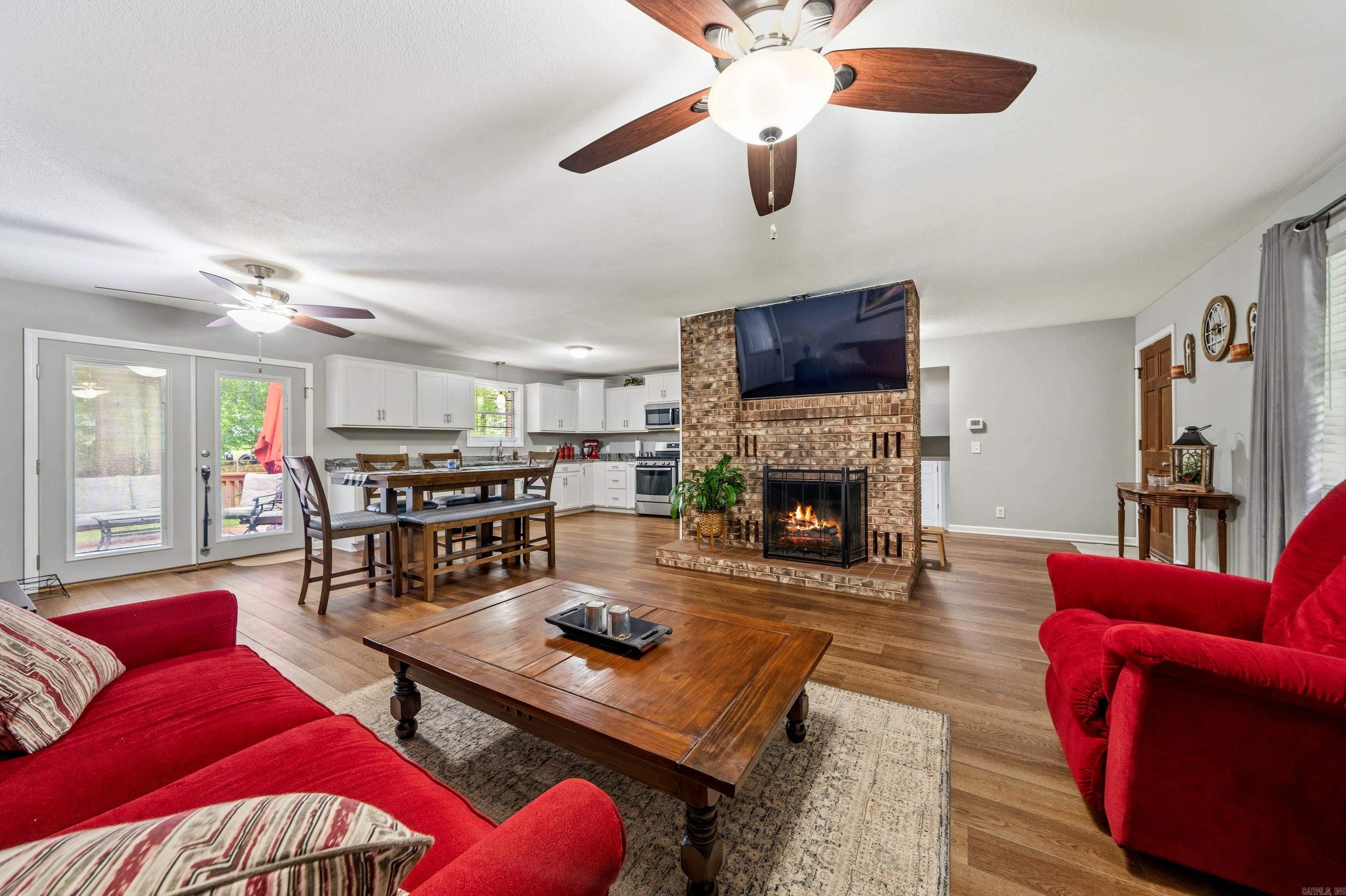 335 Cimmaron  Hot Springs, AR