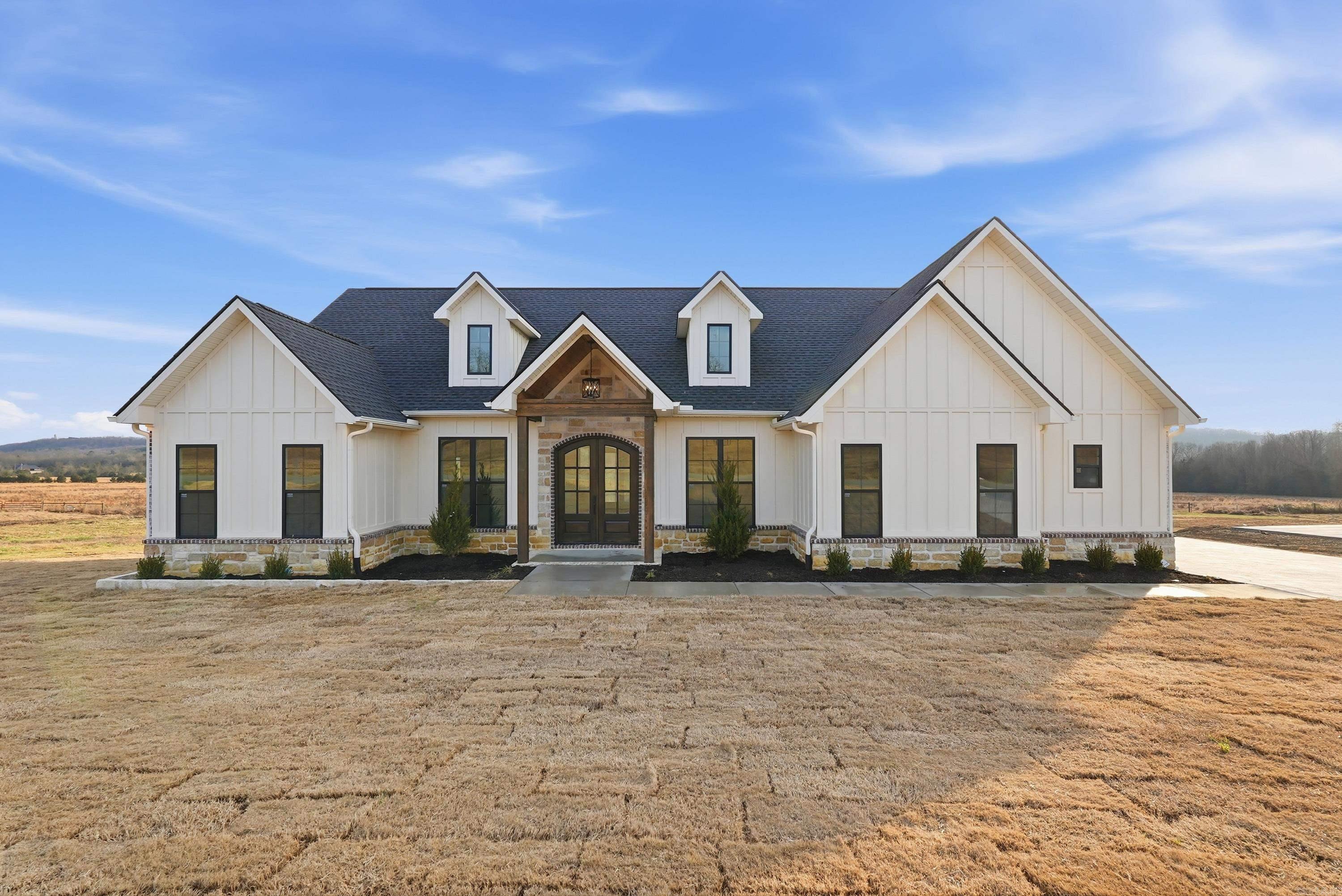 240 Castleberry Rd  Greenbrier, AR