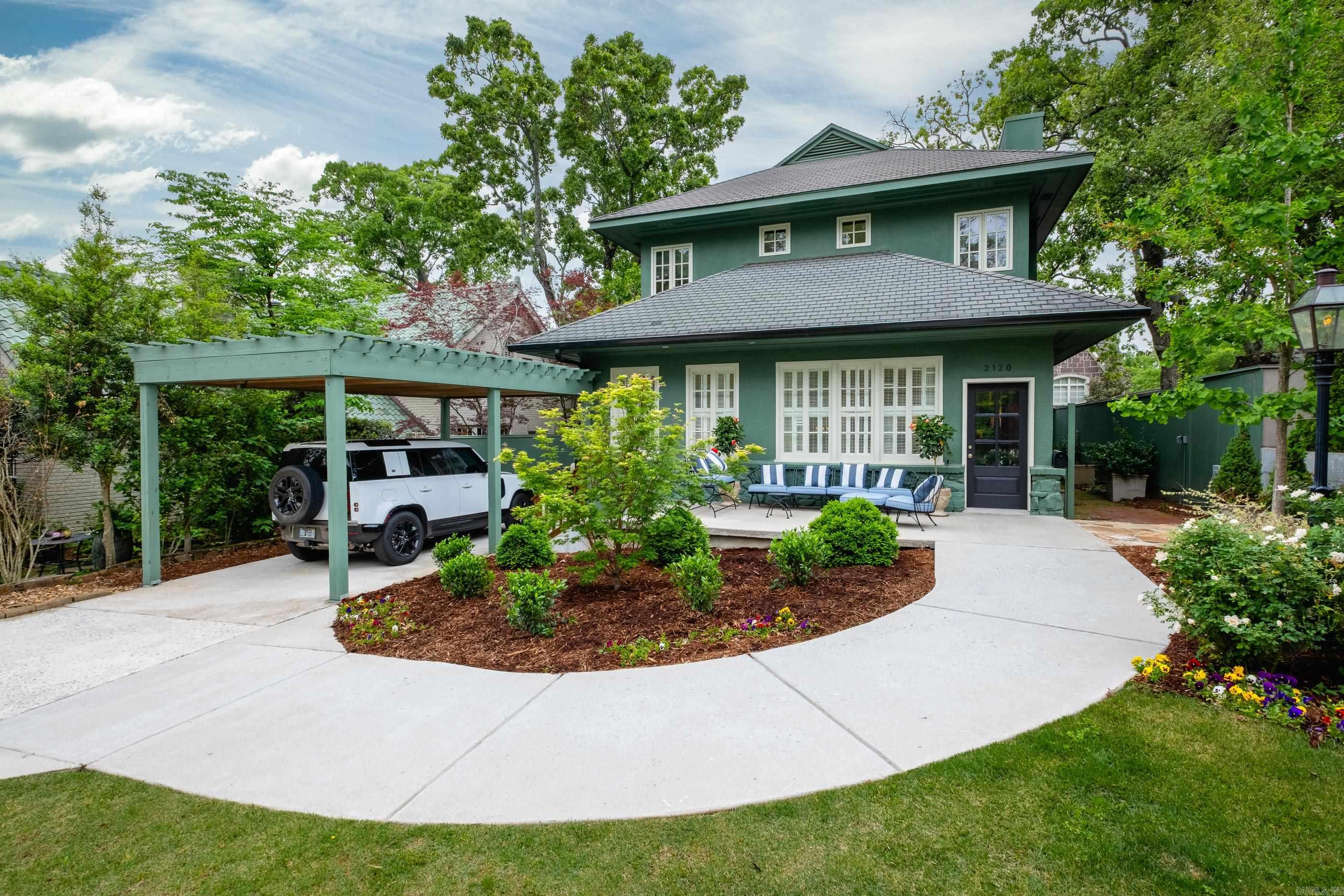 2120 N Spruce  Little Rock, AR