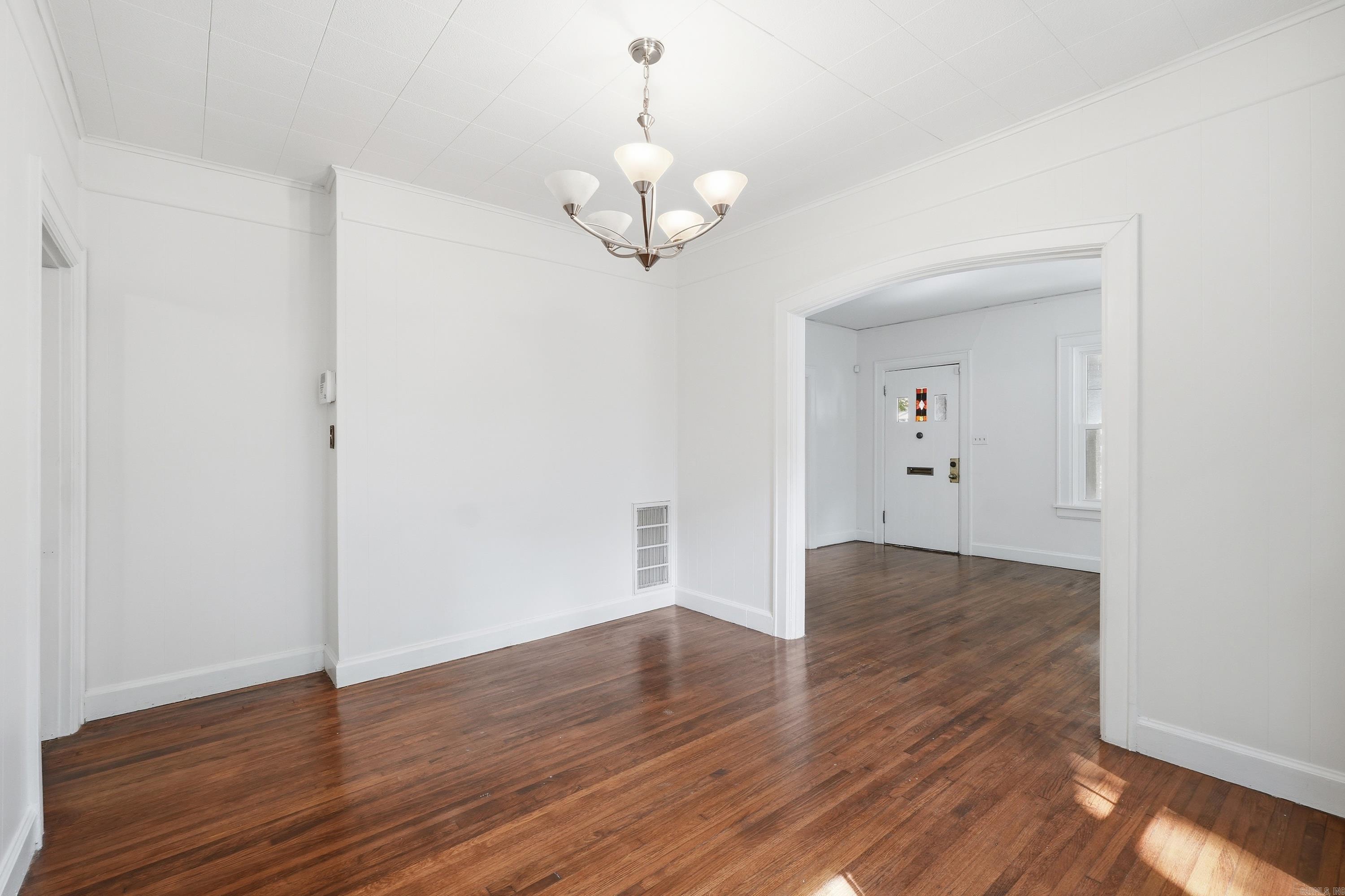 5117 Cantrell  Little Rock, AR