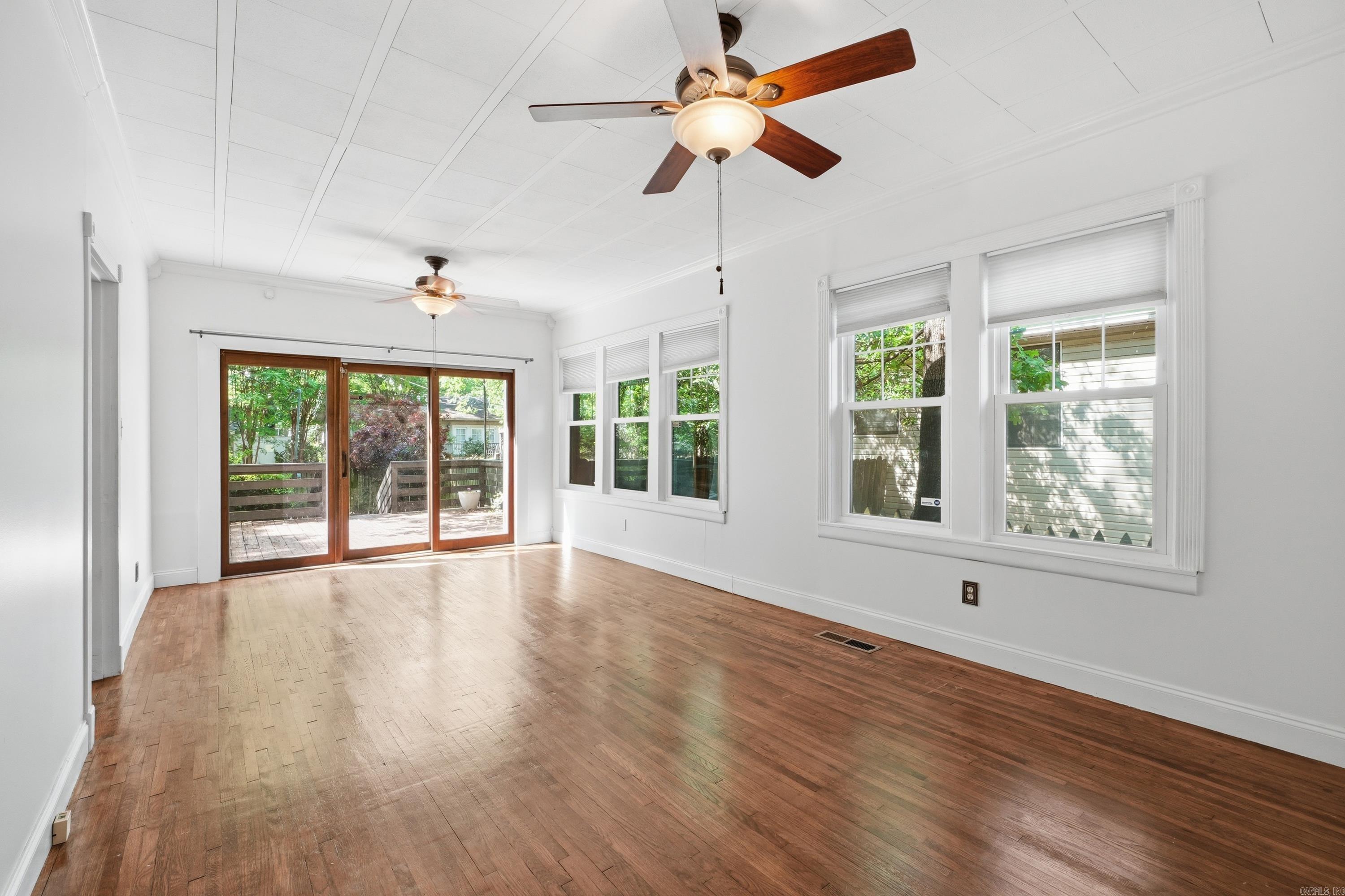 5117 Cantrell  Little Rock, AR