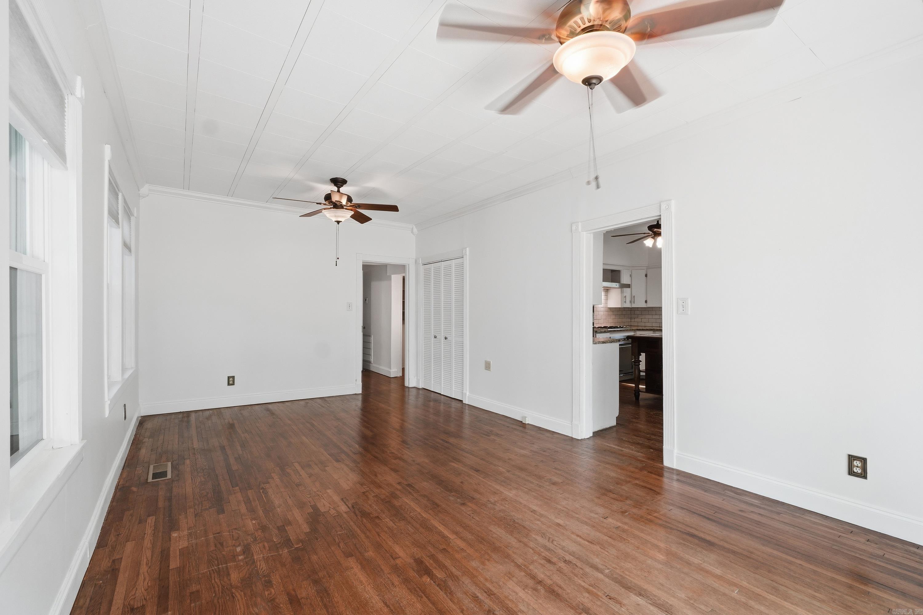 5117 Cantrell  Little Rock, AR