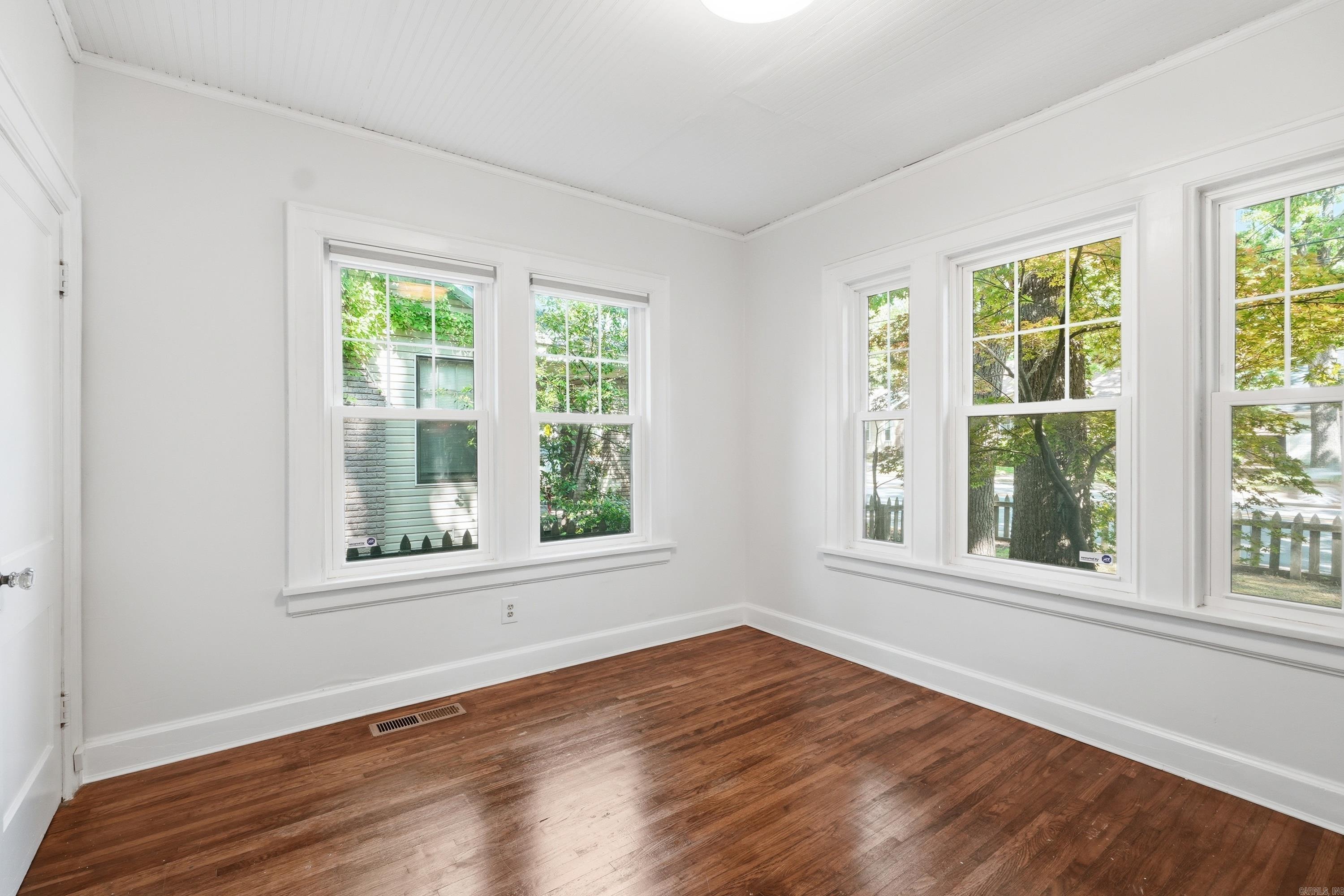 5117 Cantrell  Little Rock, AR