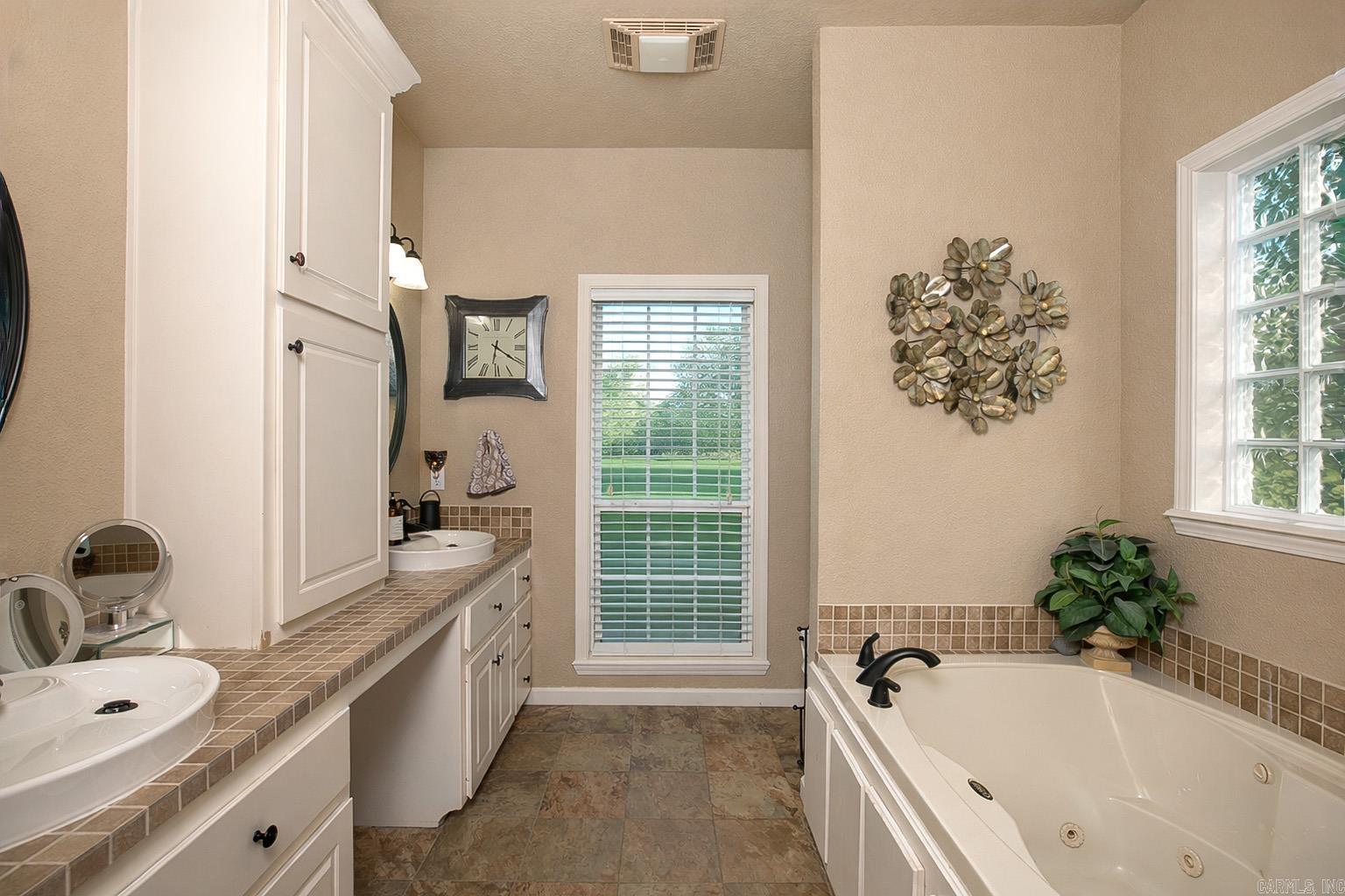 256 independence  Hot Springs, AR