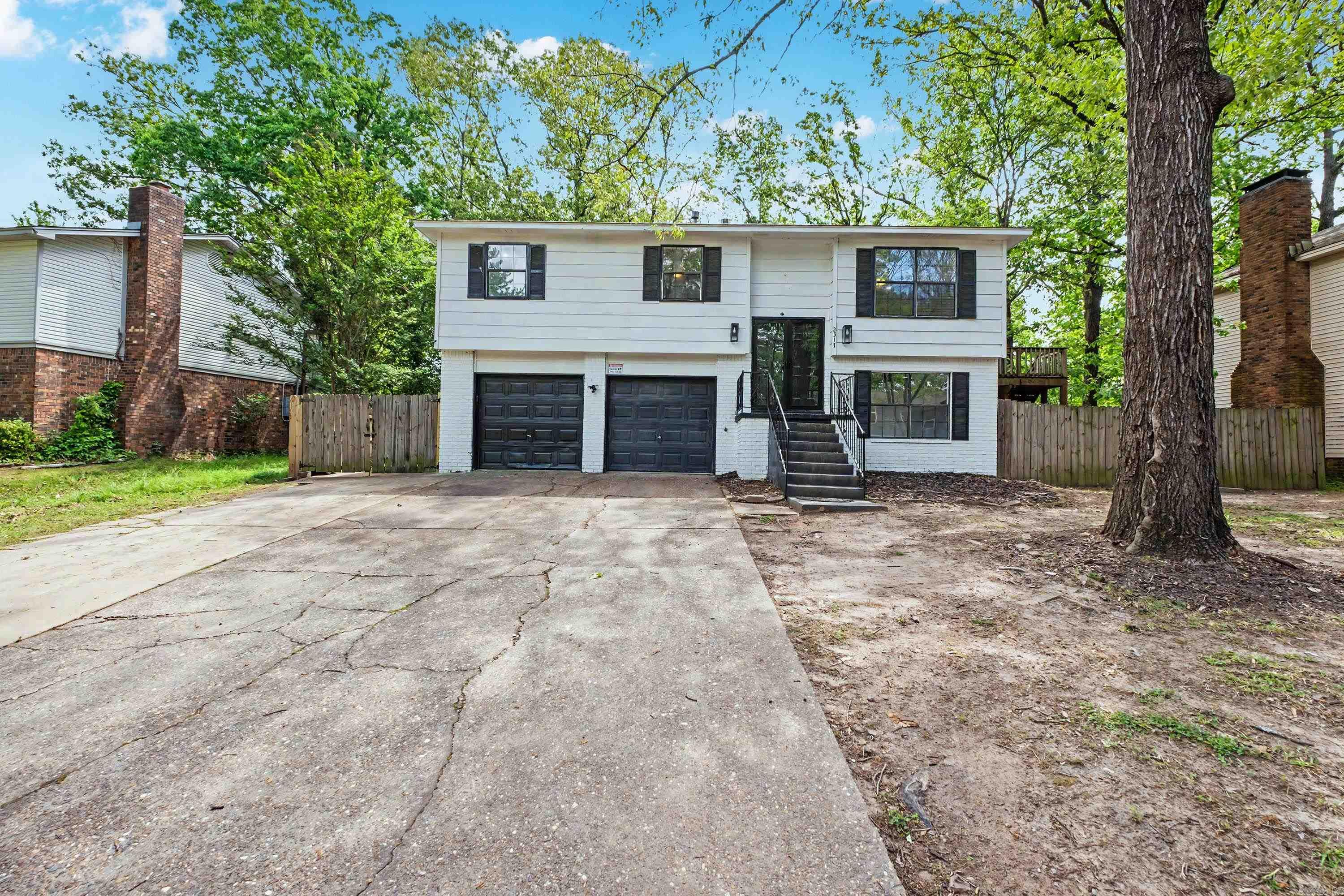 2317 Peach Tree Dr  Little Rock, AR