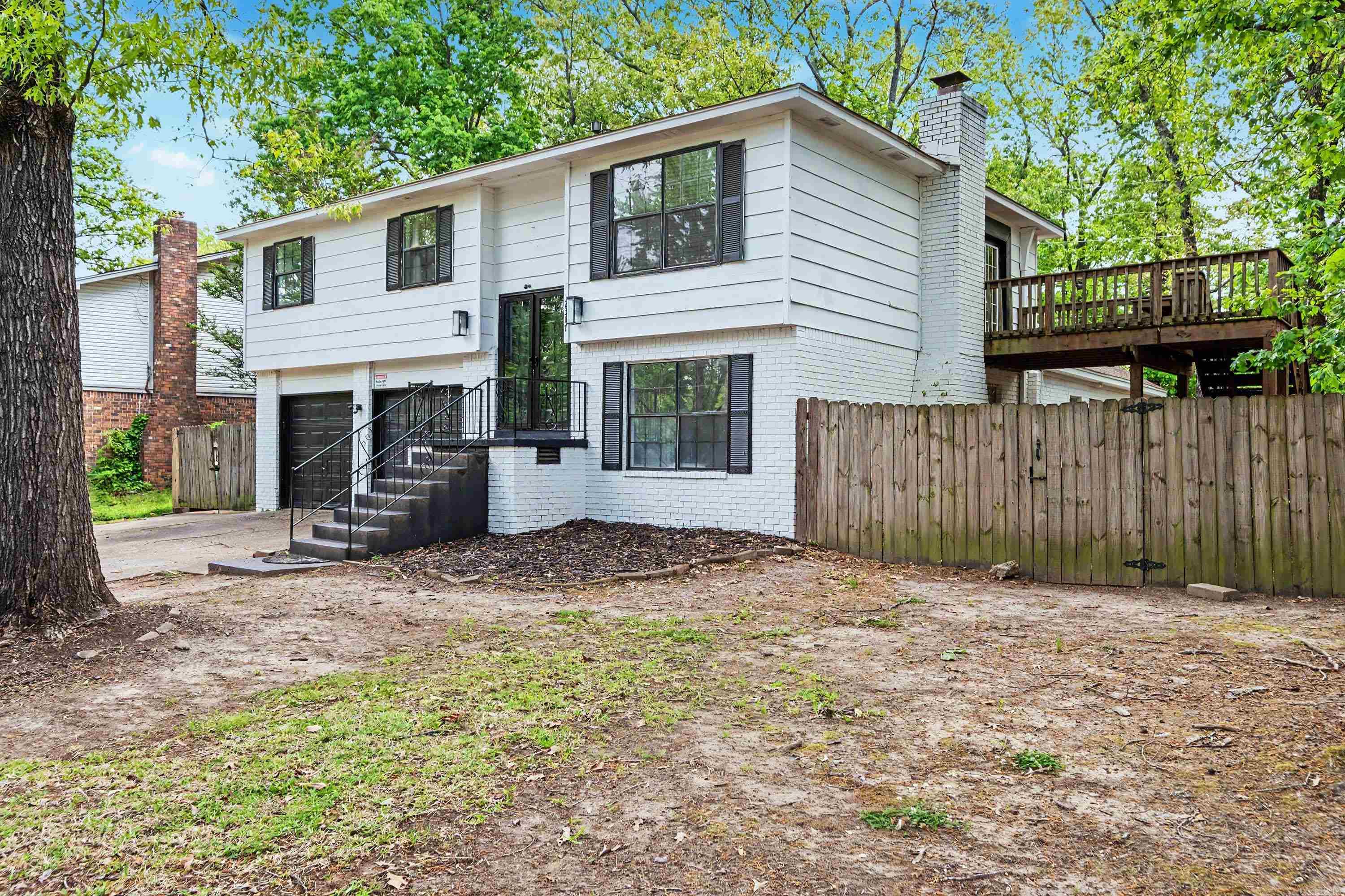 2317 Peach Tree Dr  Little Rock, AR