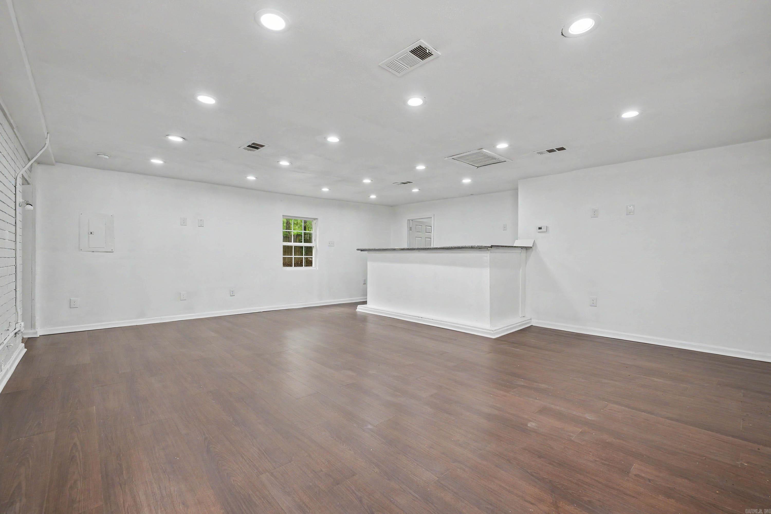 2317 Peach Tree Dr  Little Rock, AR