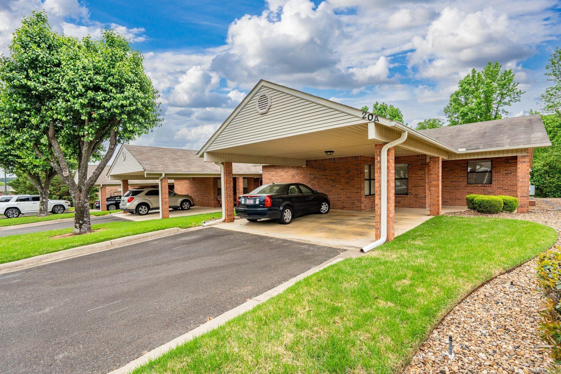 500 Pakis Street, Unit 20-A  Hot Springs, AR