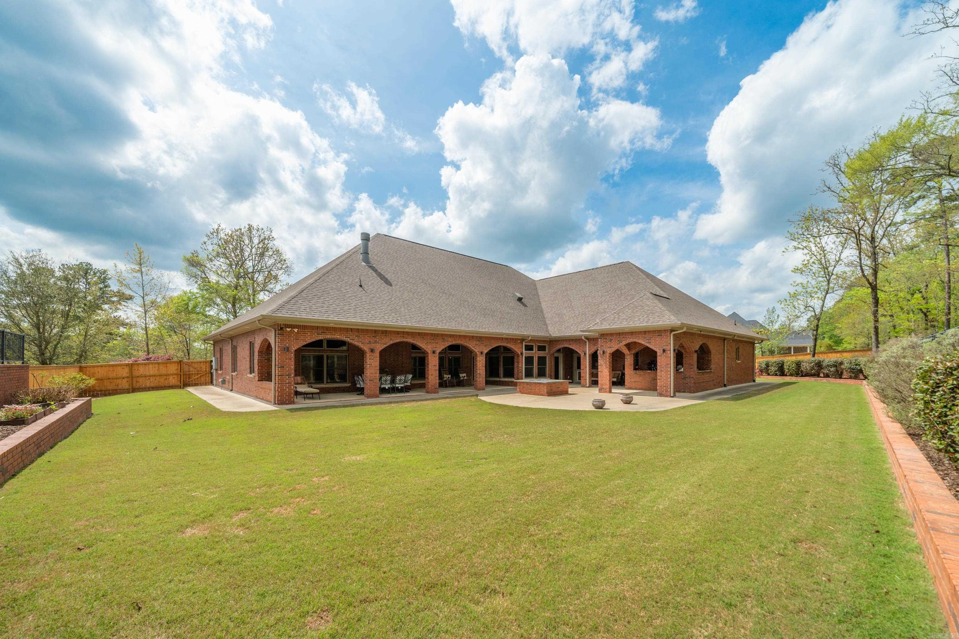 201 Dellmere  Hot Springs, AR