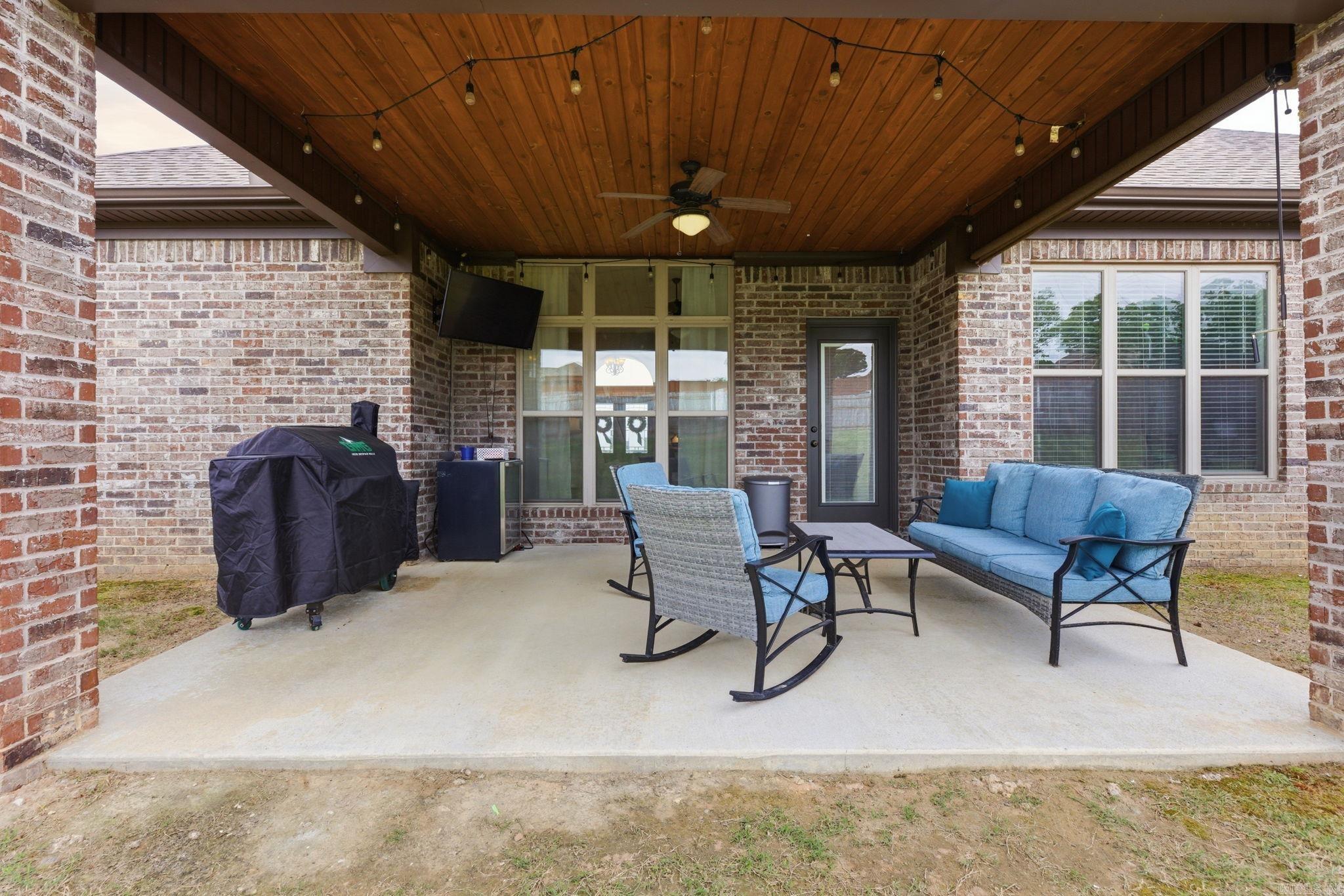 9709 Cliffside  Sherwood, AR