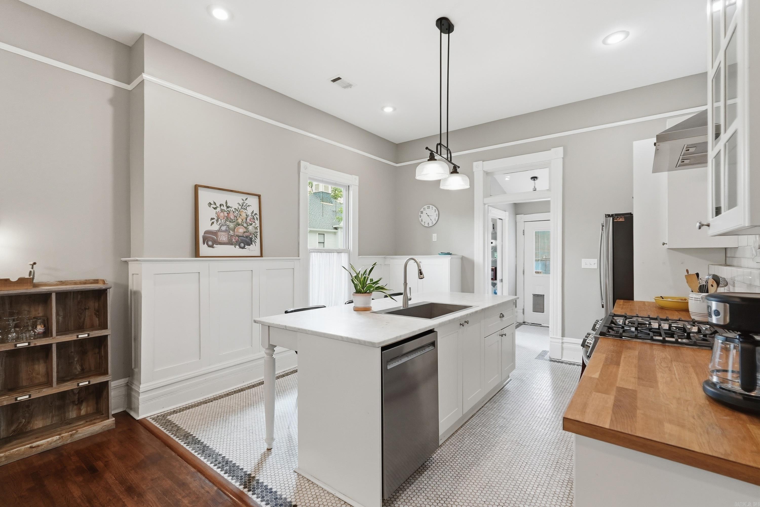 1424 S Battery  Little Rock, AR