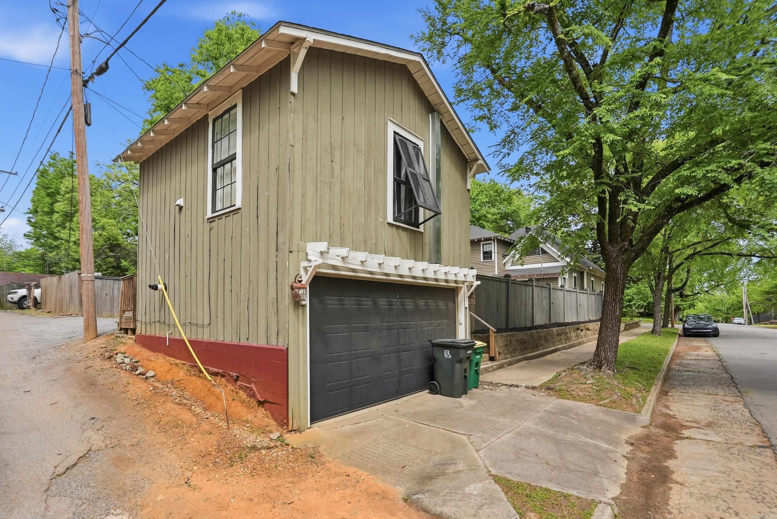 1424 S Battery  Little Rock, AR
