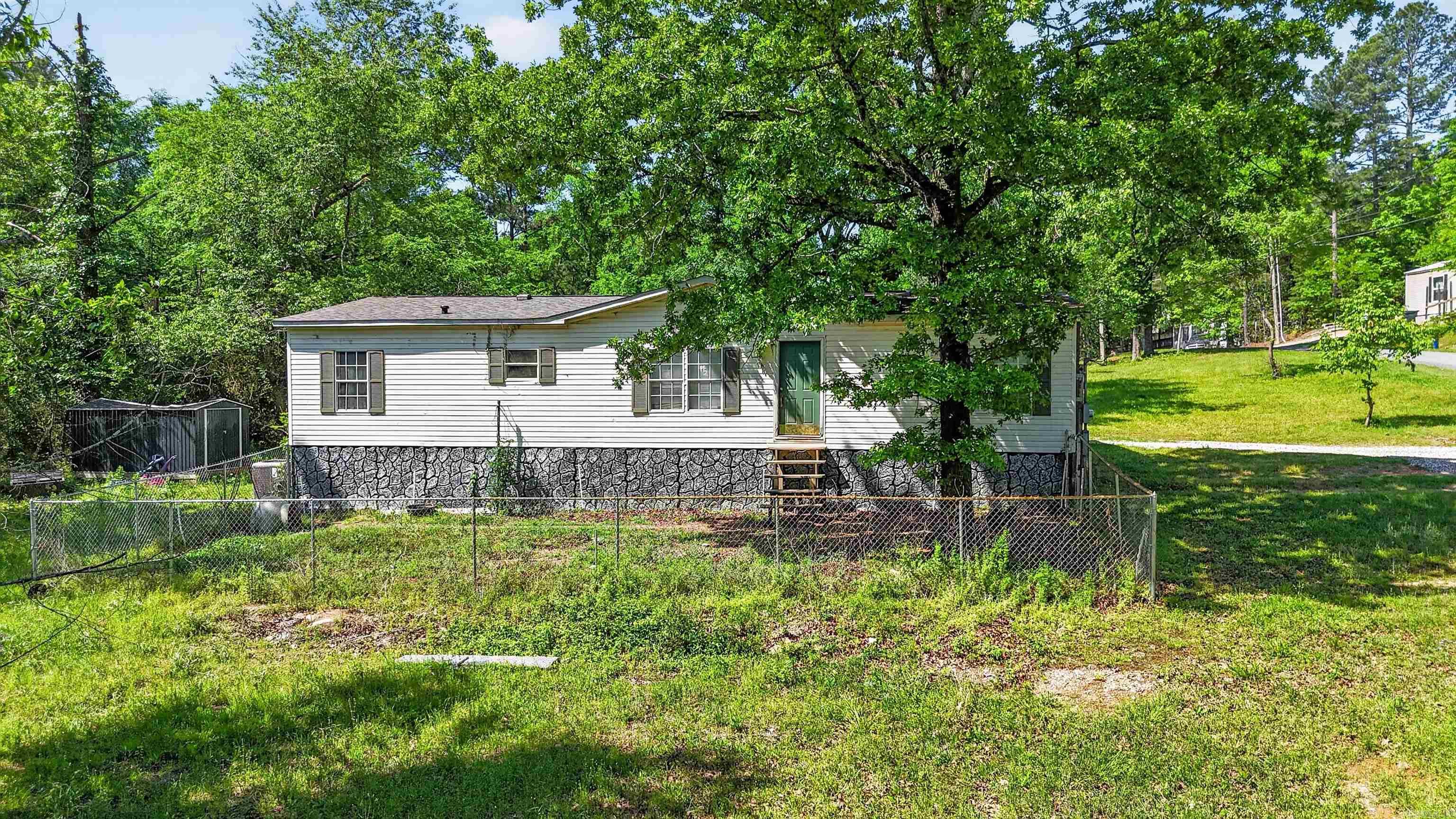 362 Geronimo  Hot Springs, AR